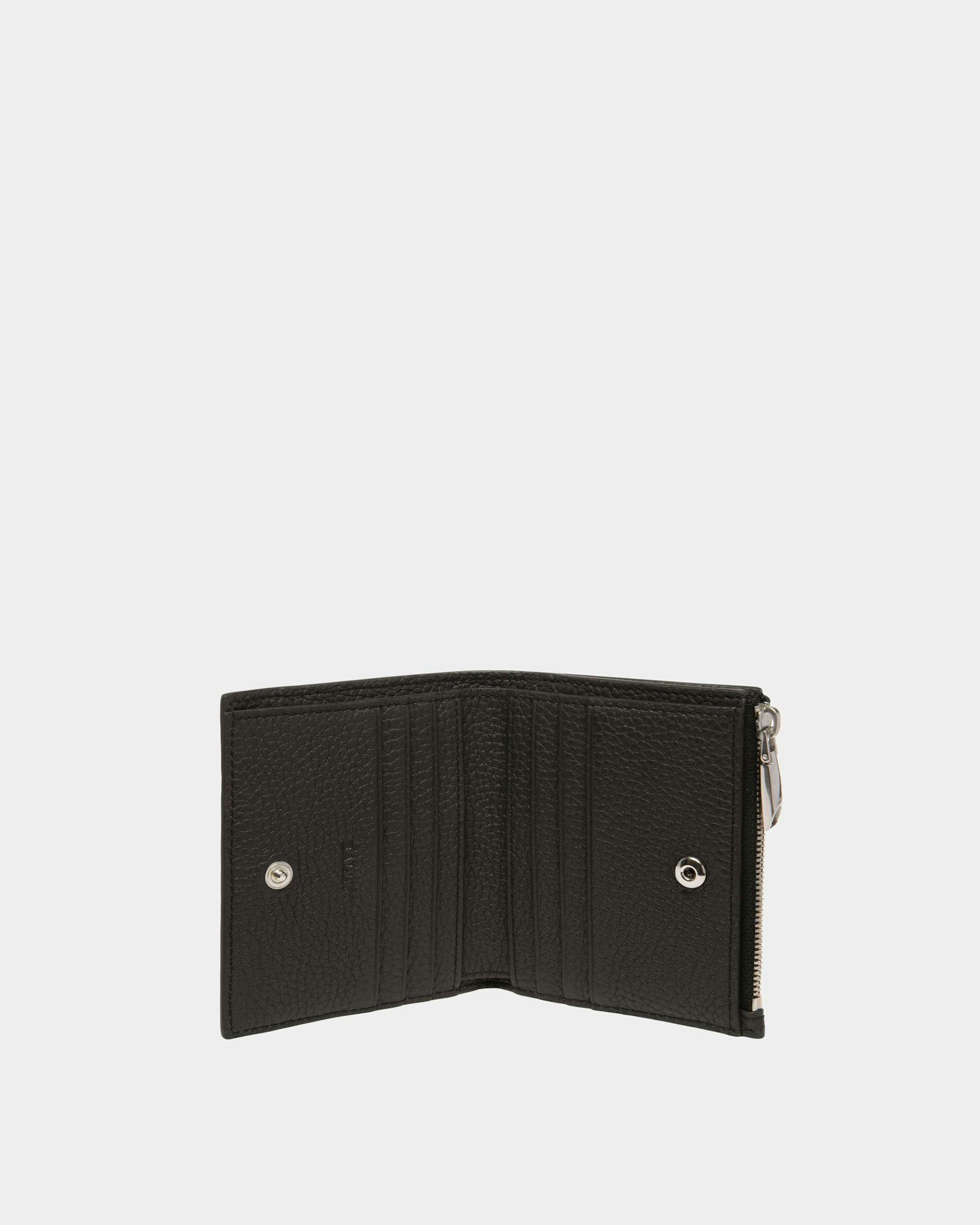 Men's Ribbon Wallet In Black Leather | Bally | Still Life Open / Inside