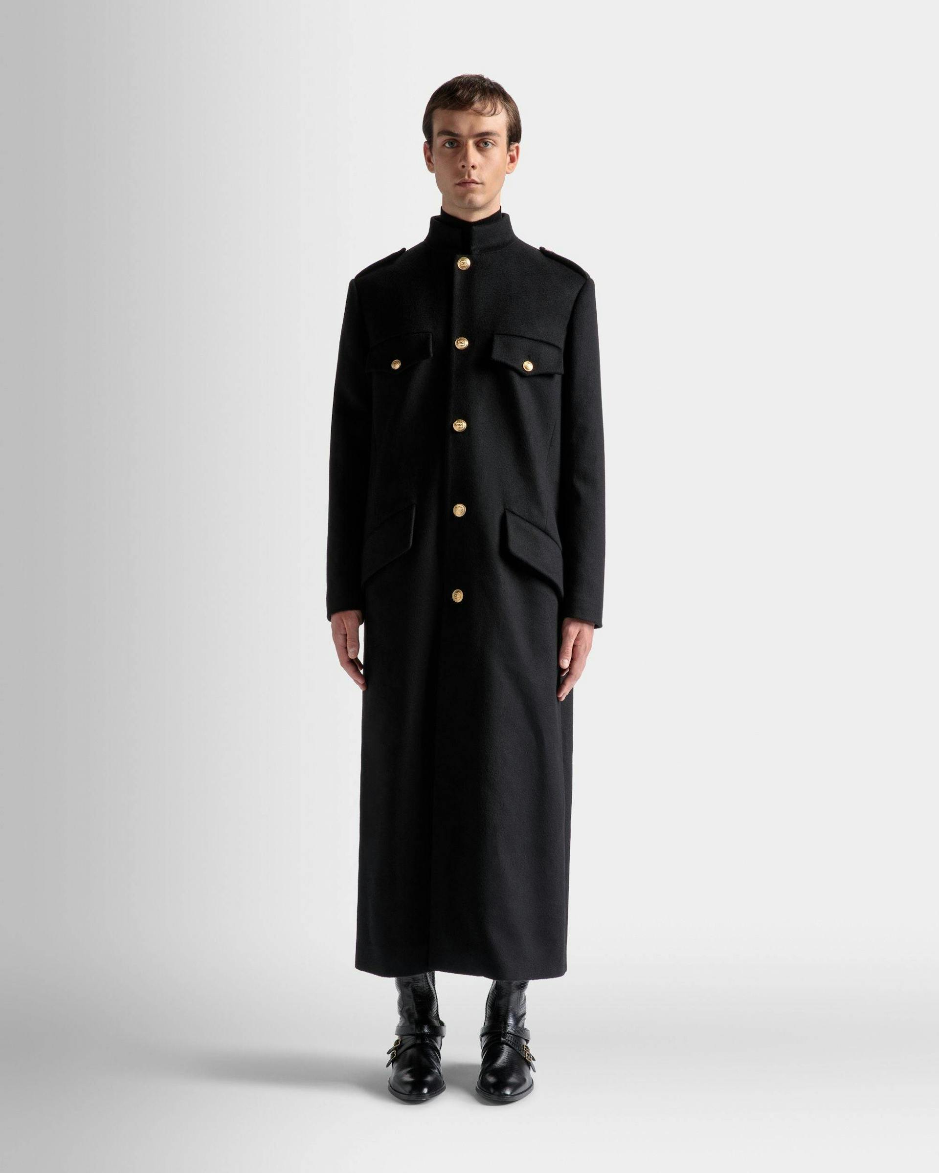 Men's Long Utility Coat In Black Wool | Bally | On Model Close Up