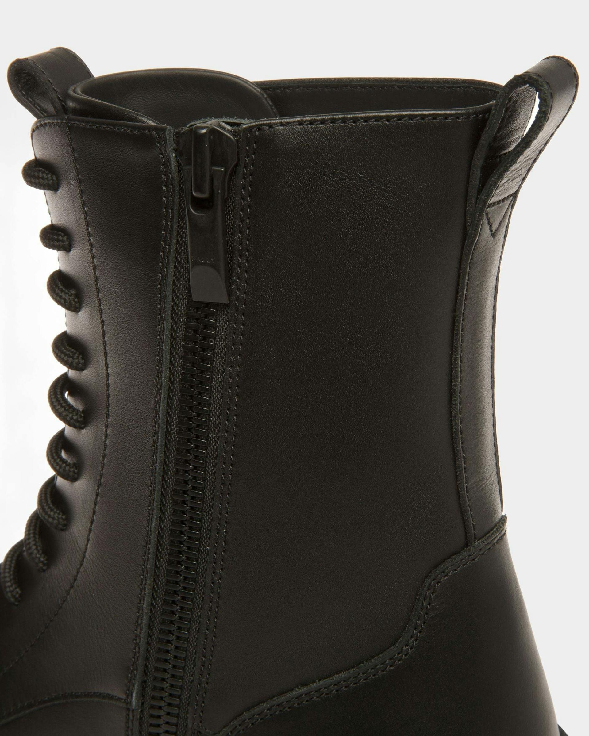 Men's Frei Snow Boots In Black Leather | Bally | Still Life Detail