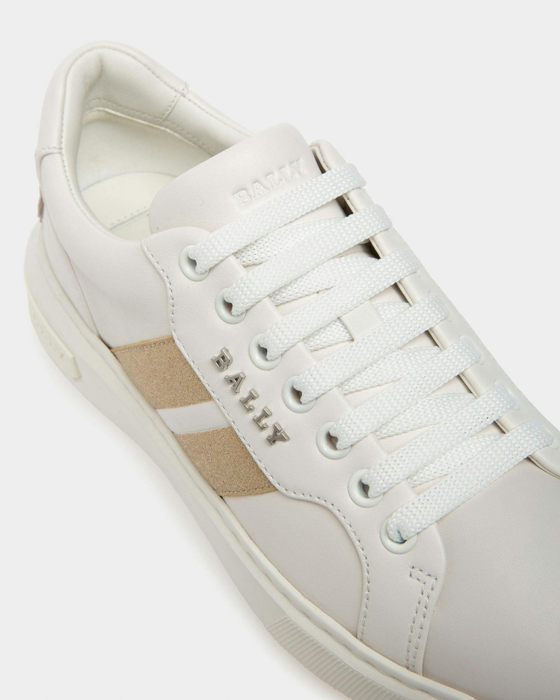 Melany Sneakers En Cuir Blanc Et Or Jaune - Femme - Bally - 05