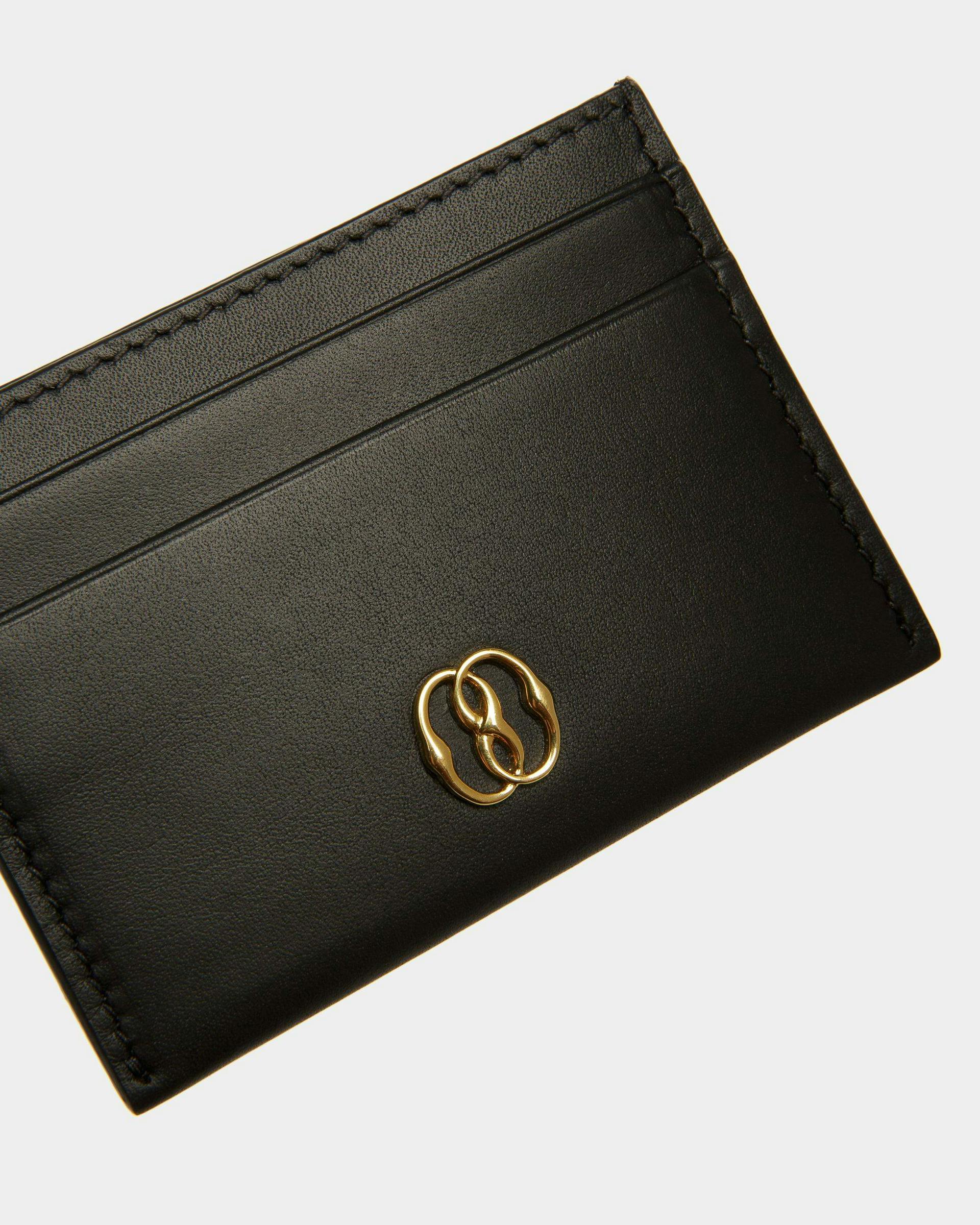 Women's Emblem Card Holder In Black Leather | Bally | Still Life Detail