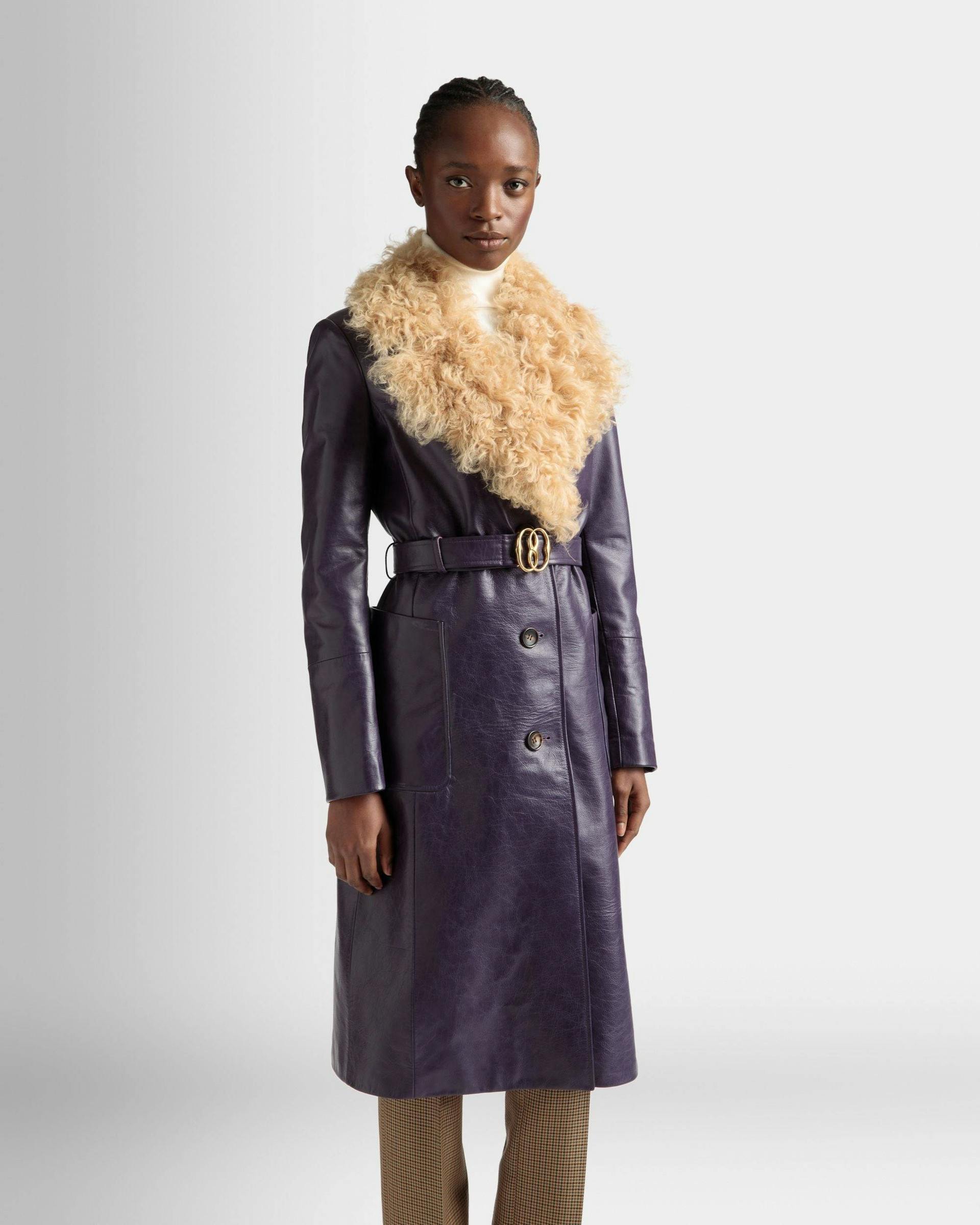Women's Fur Collar Coat In Orchid Leather | Bally | On Model Close Up