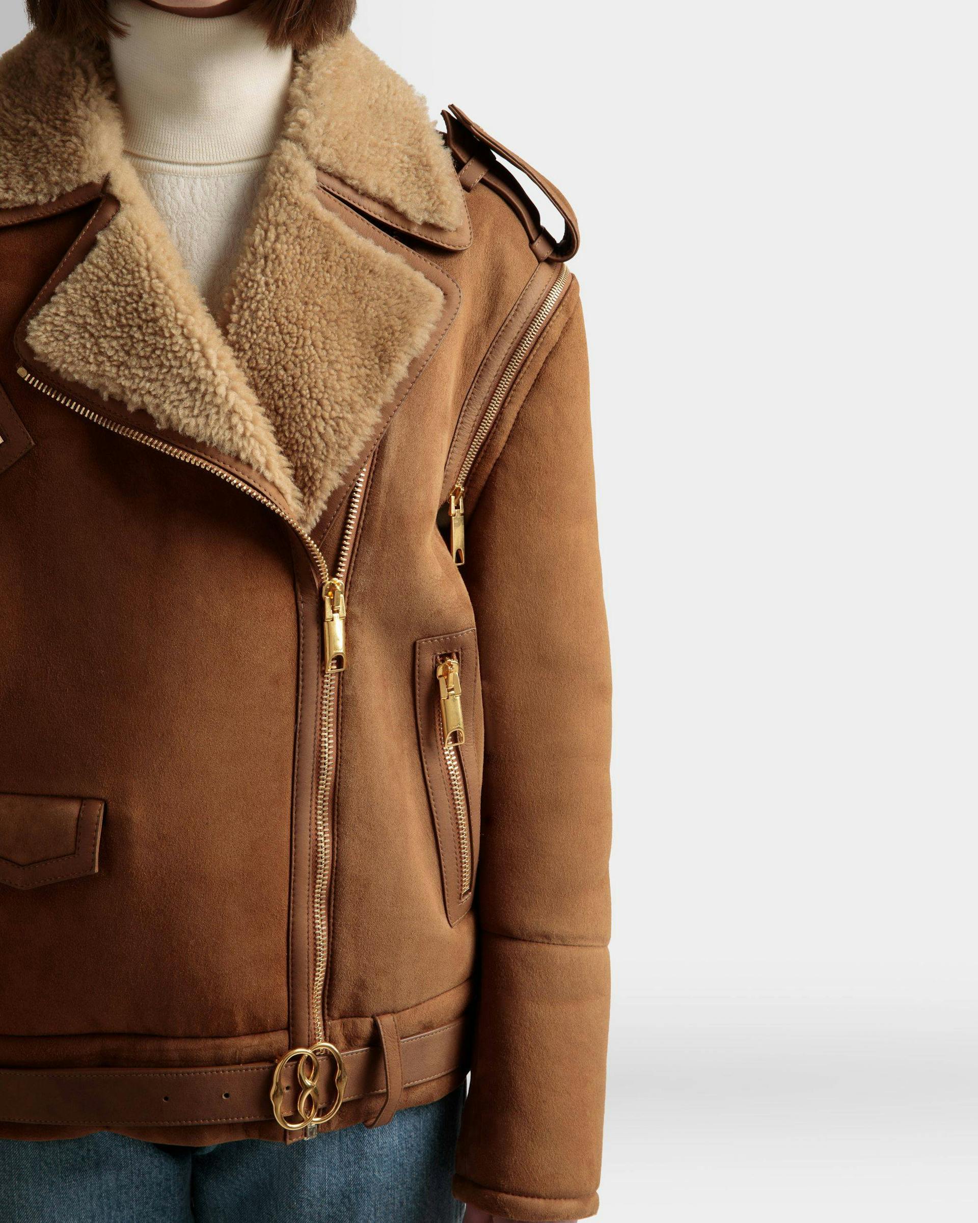 Women's Double-Breasted Shearling Jacket In Brown Suede | Bally | On Model Detail