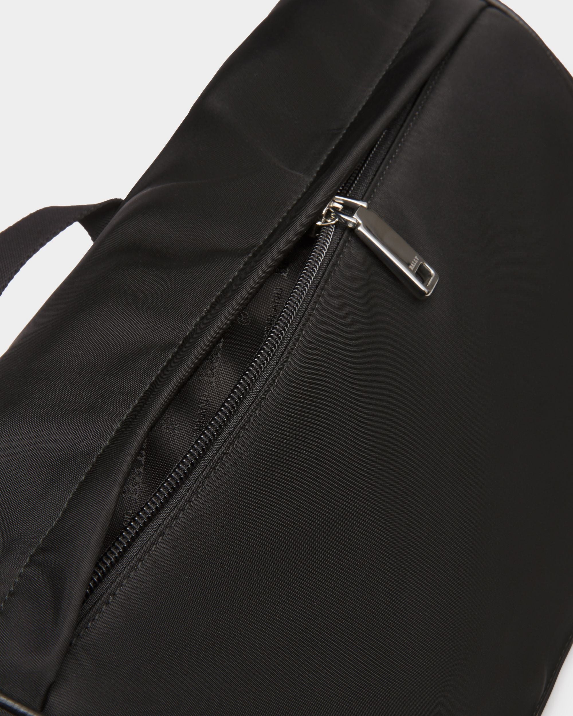 Sac Messager En Nylon Recyclé Noir - Homme - Bally - 03