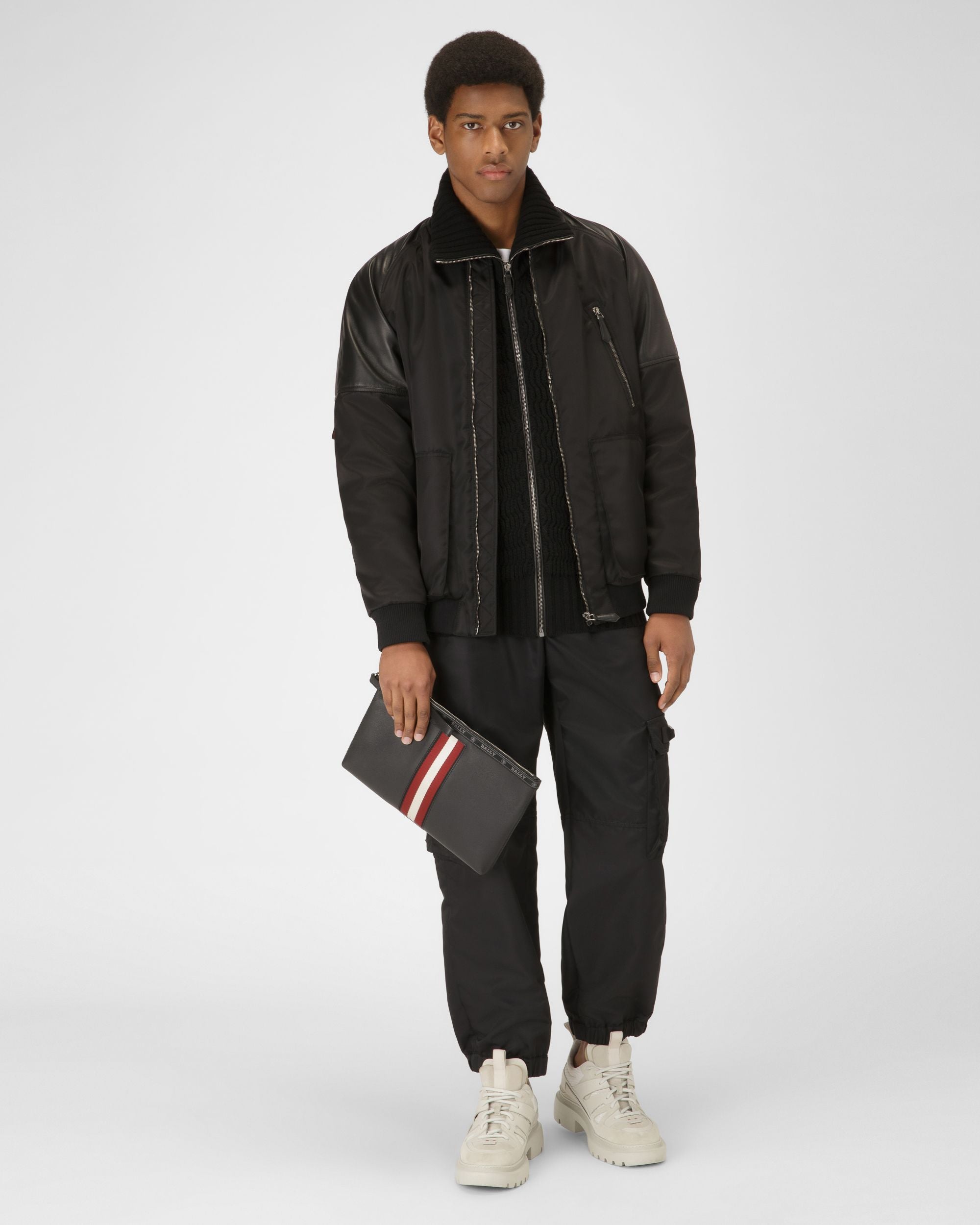 Sac pochette Hartland en cuir noir - Homme - Bally - 02