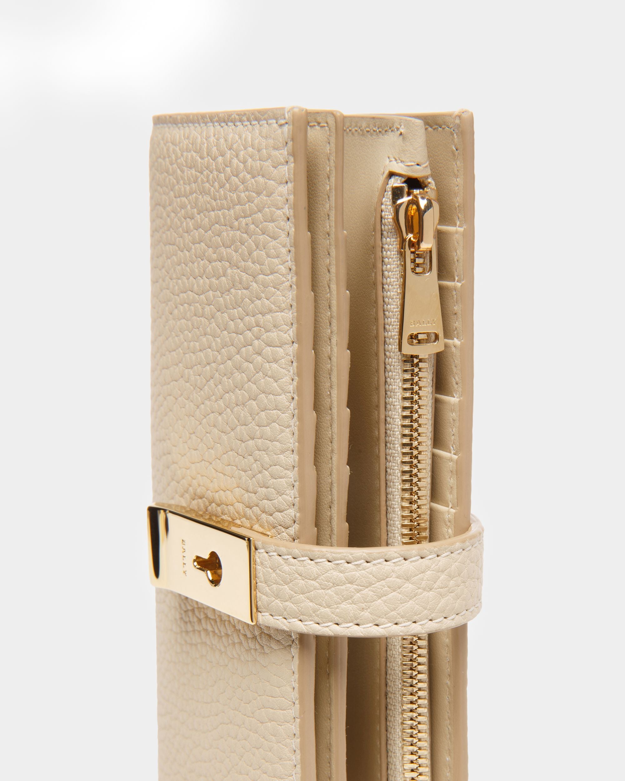 Amber Portefeuille French En Cuir Beige Clair - Femme - Bally - 04