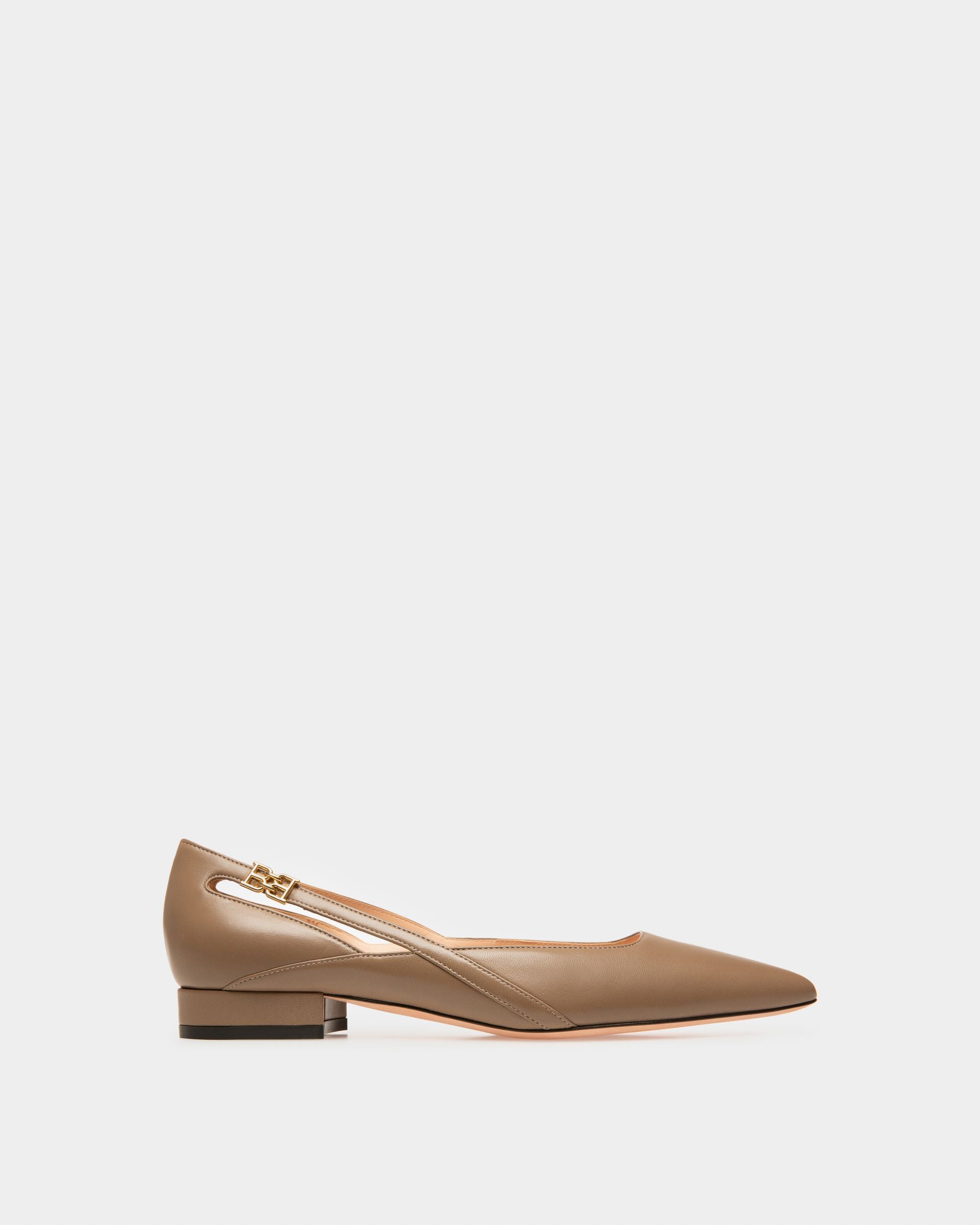 Elsa Ballerine En Cuir Taupe - Femme - Bally - 01