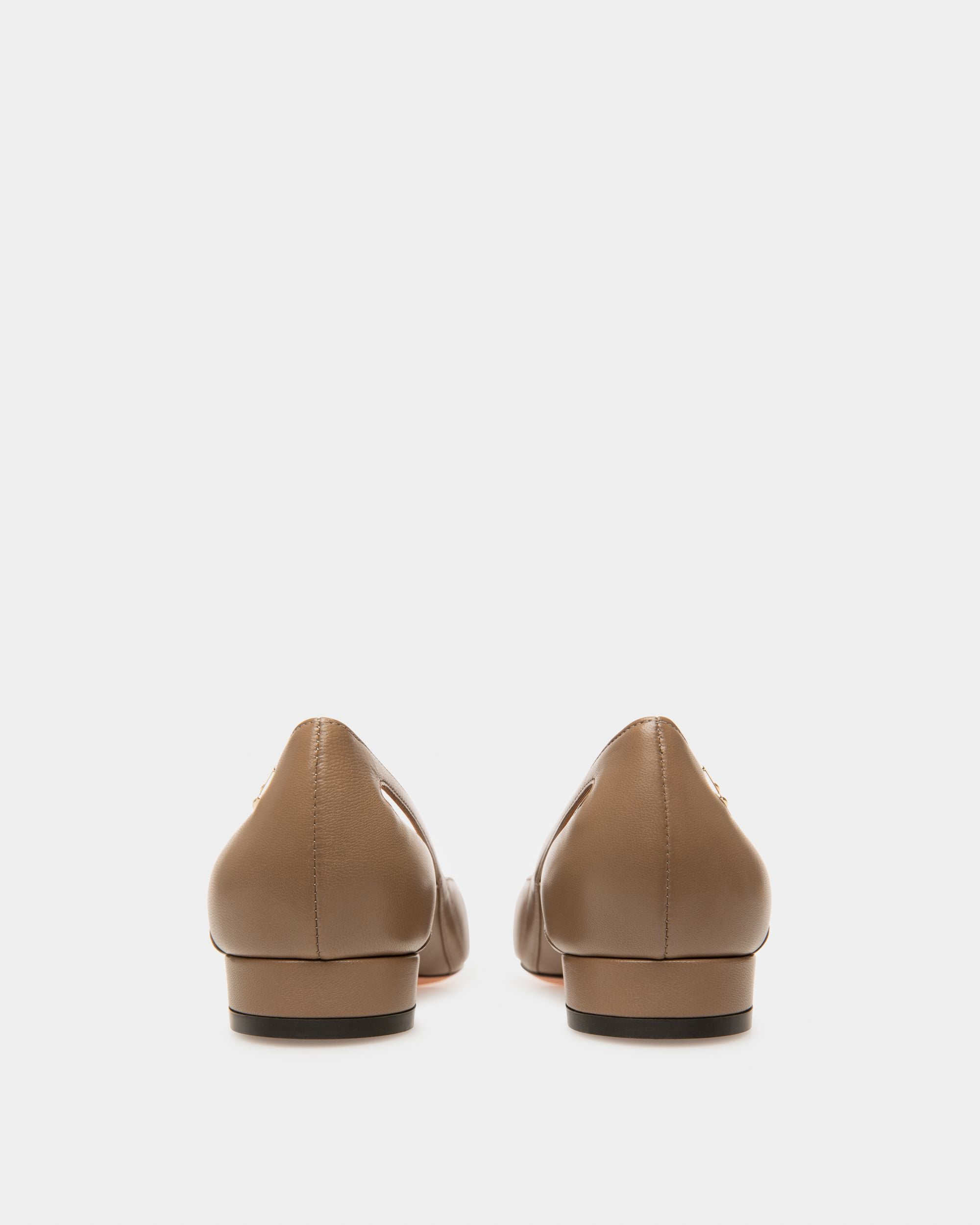 Elsa Ballerine En Cuir Taupe - Femme - Bally - 03
