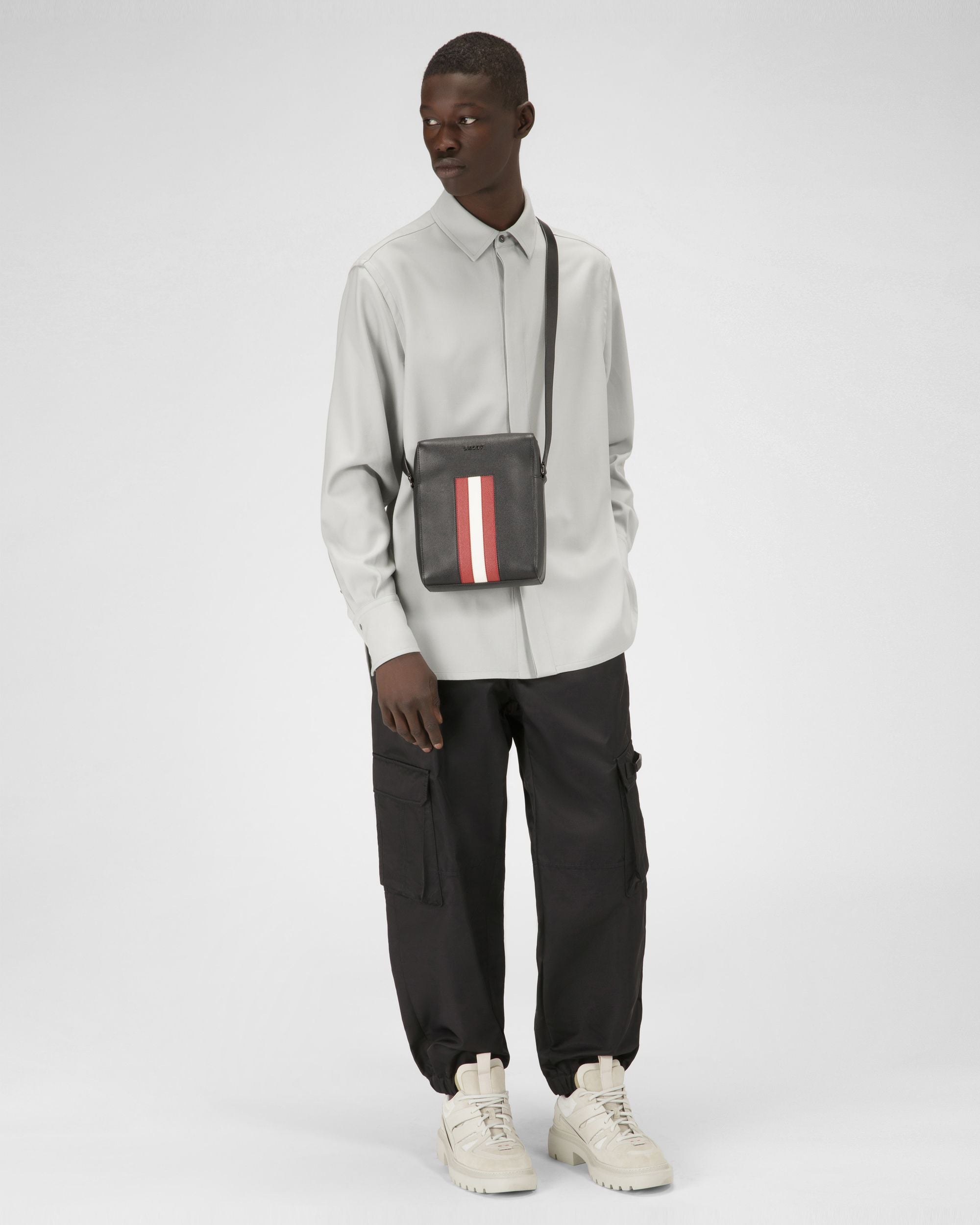 Edoh Sac Bandoulière En Cuir Noir - Homme - Bally - 02