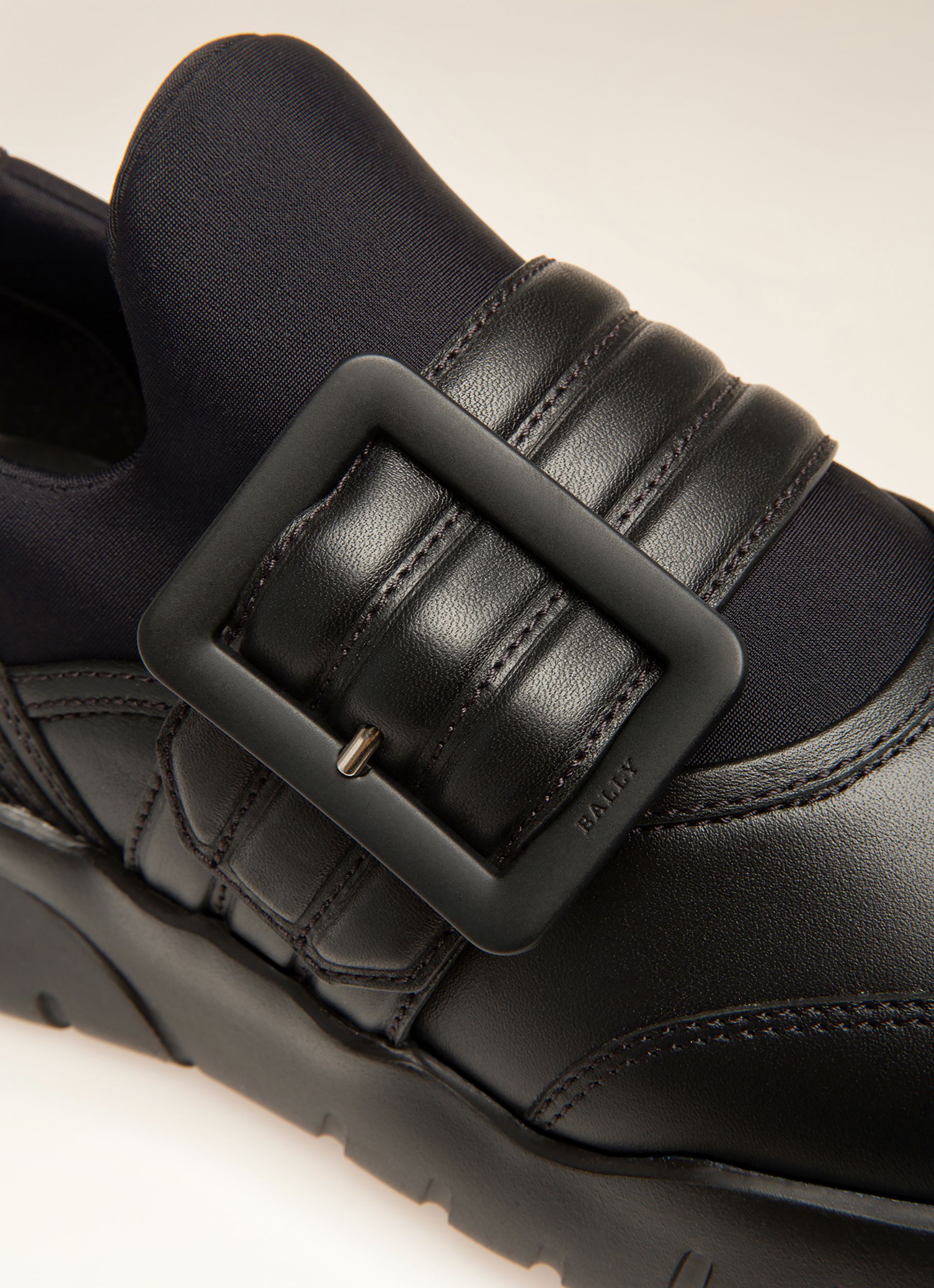 Brinelle Sneakers En Cuir Noir - Femme - Bally - 02