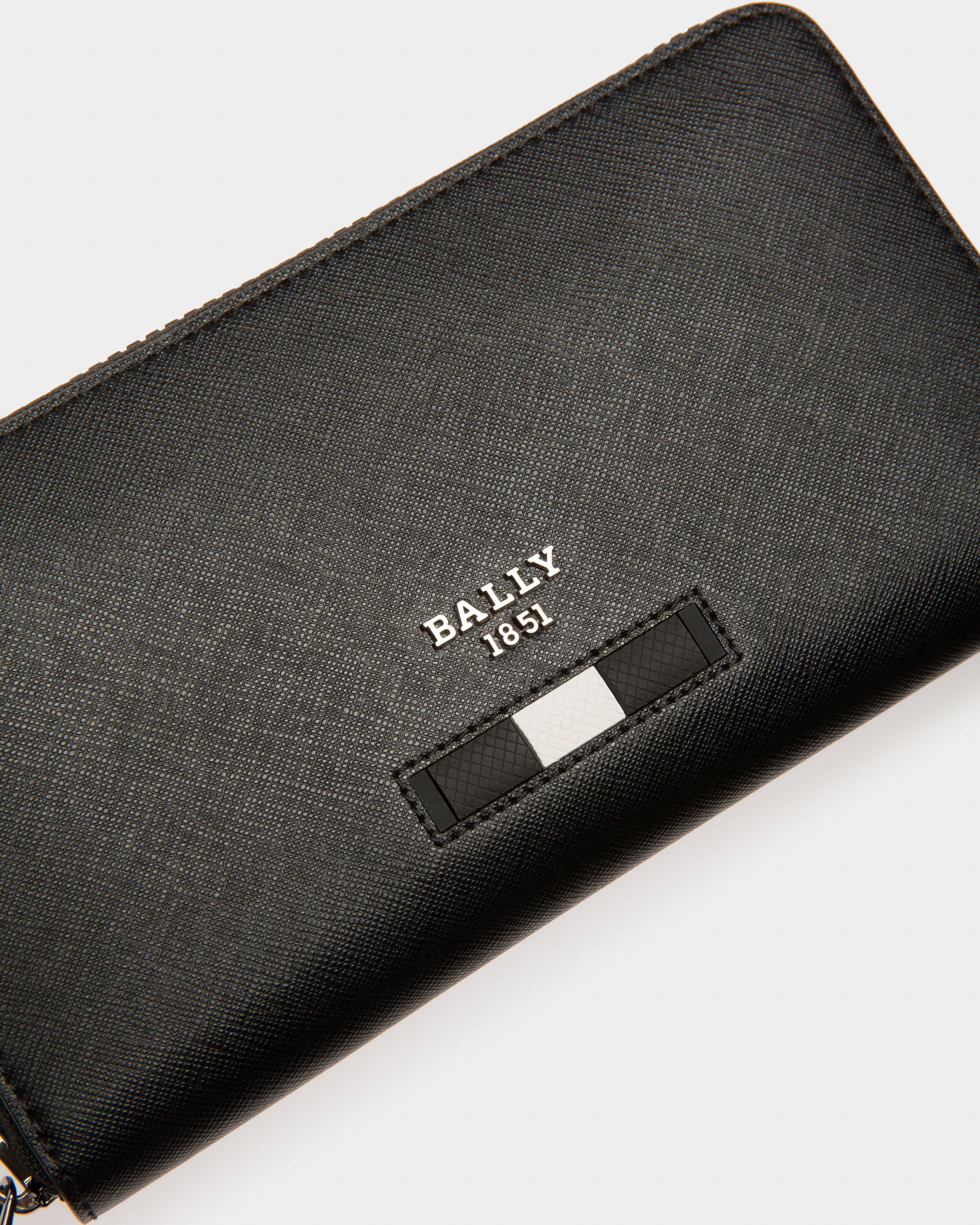 Balen Portefeuille De Voyage En Cuir Recyclé Noir - Homme - Bally - 04