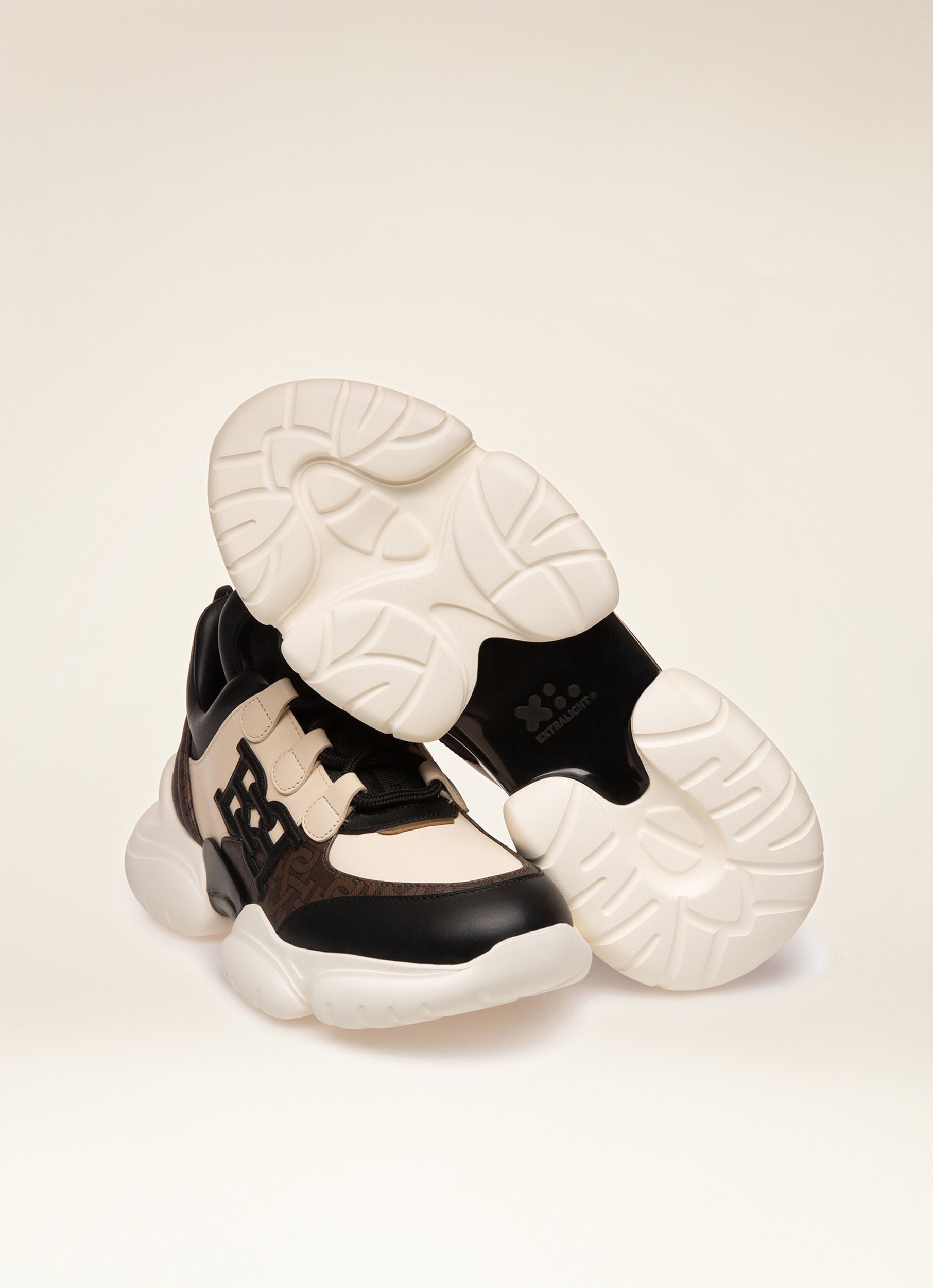 Claires Sneakers En Cuir Noir Et Ivoire - Femme - Bally - 07