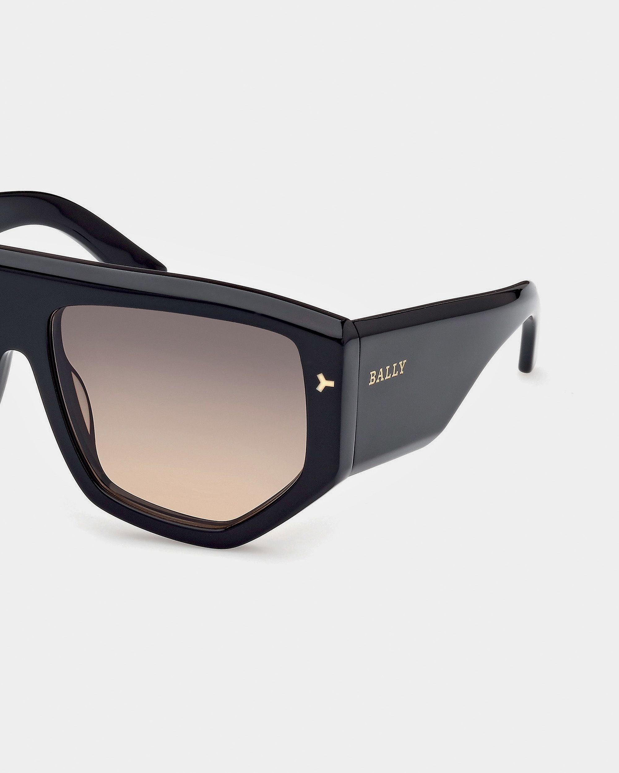 Meg Lunettes De Soleil À Monture Cerclée Géométrique En Plastique Noir Brillant - Other - Bally - 03