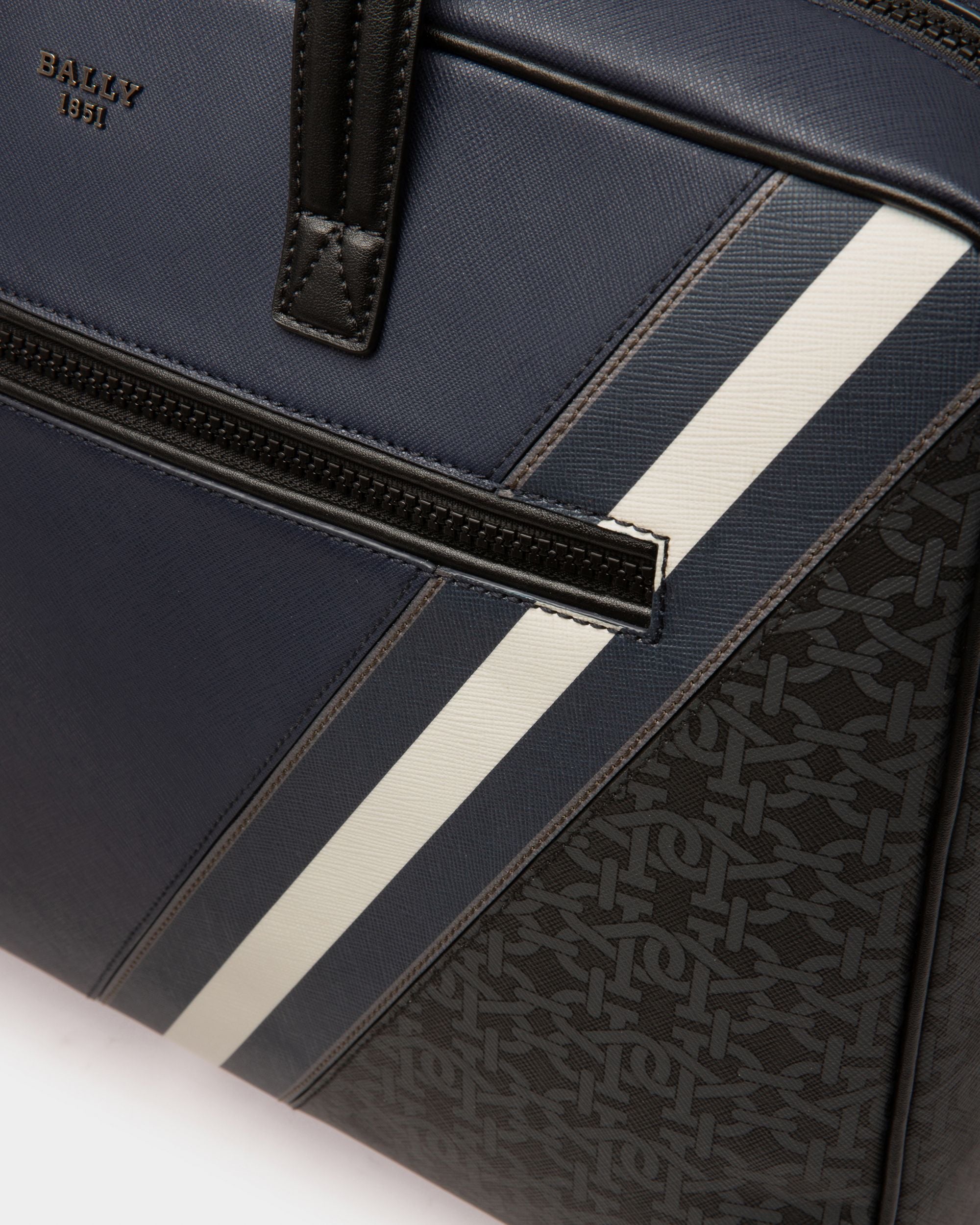 Mikes Sac Beniness En Cuir Bleu Marine - Homme - Bally - 05