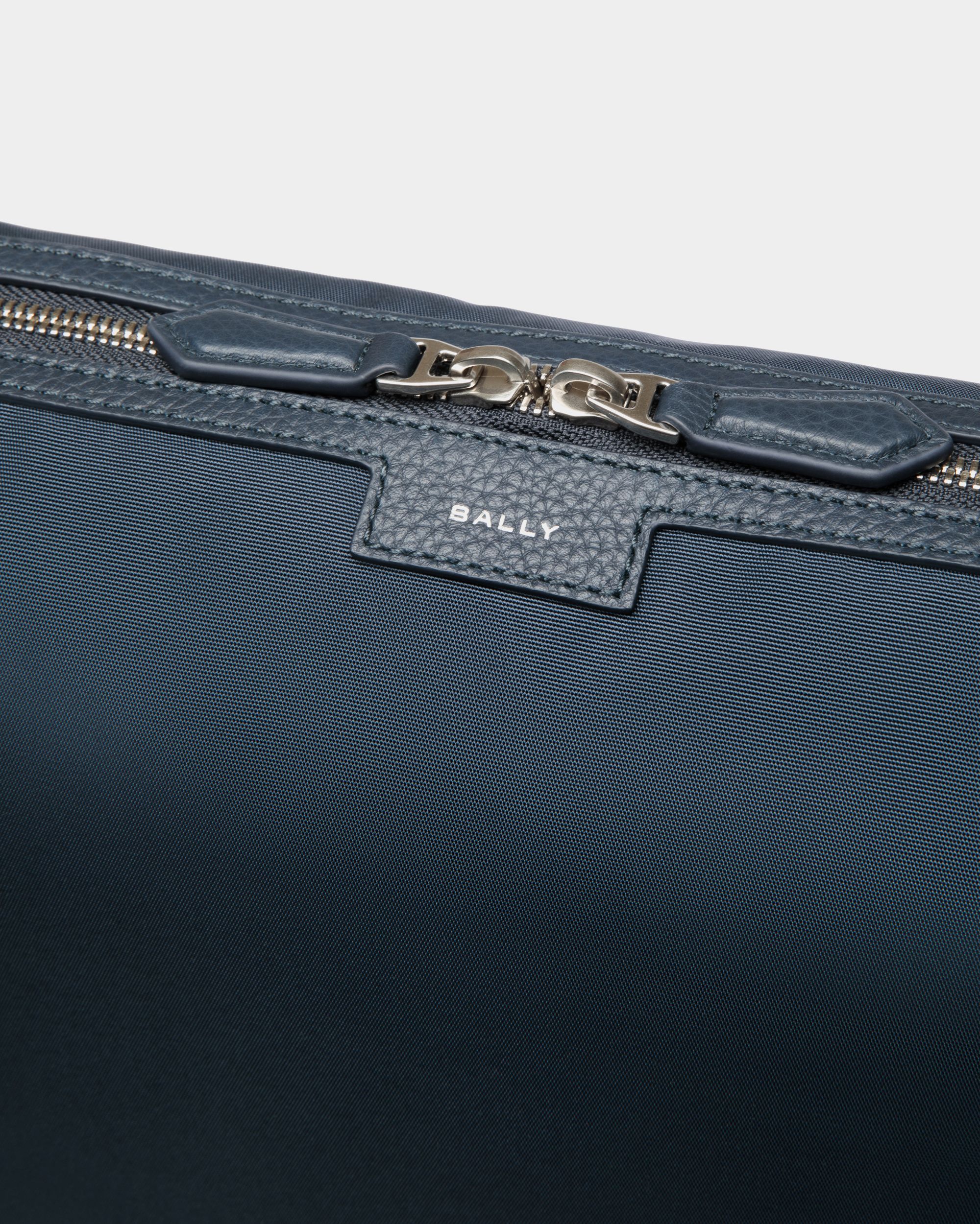 Sac À Bandoulière Code En Nylon Navy Blue - Homme - Bally - 05