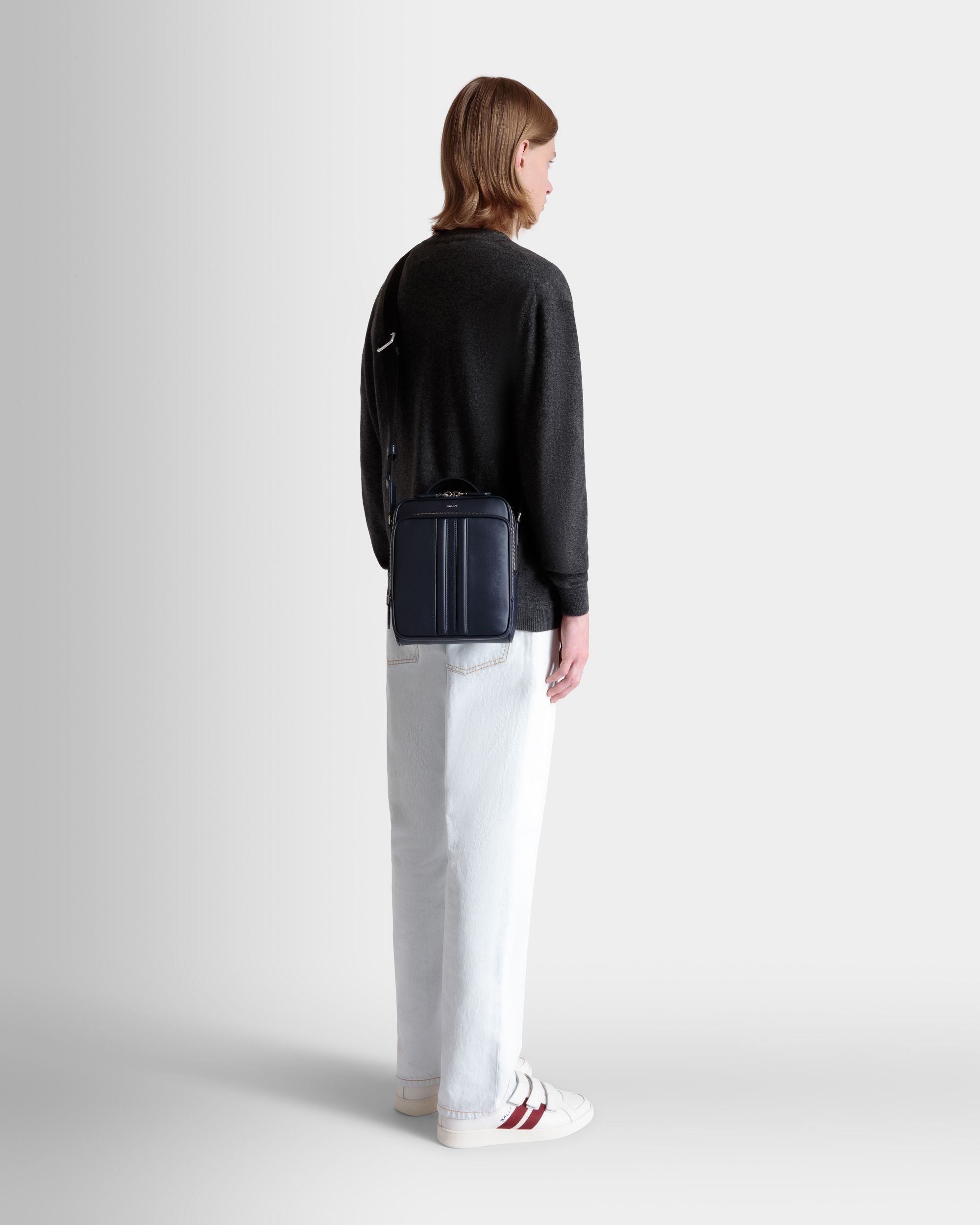 Sac À Bandoulière Mythos En Cuir Recyclé Navy Blue - Homme - Bally - 01
