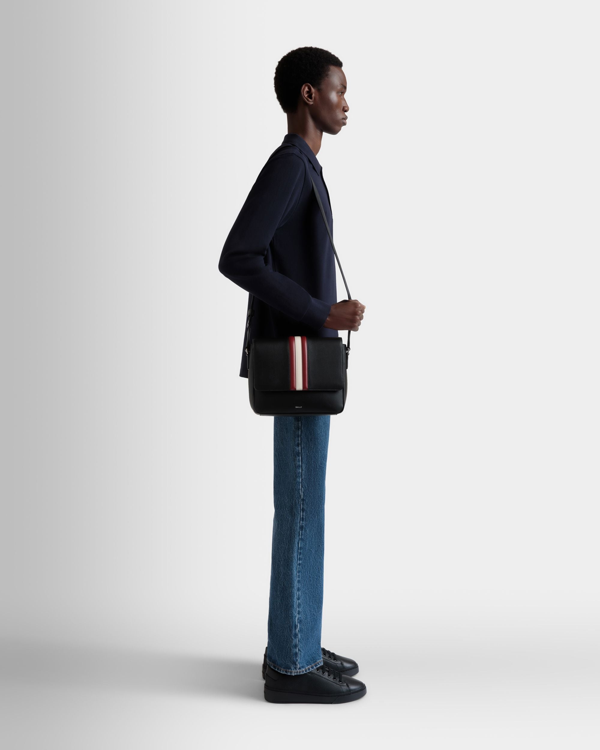 Sac À Bandoulière Mythos En Cuir Recyclé Noir - Homme - Bally - 02