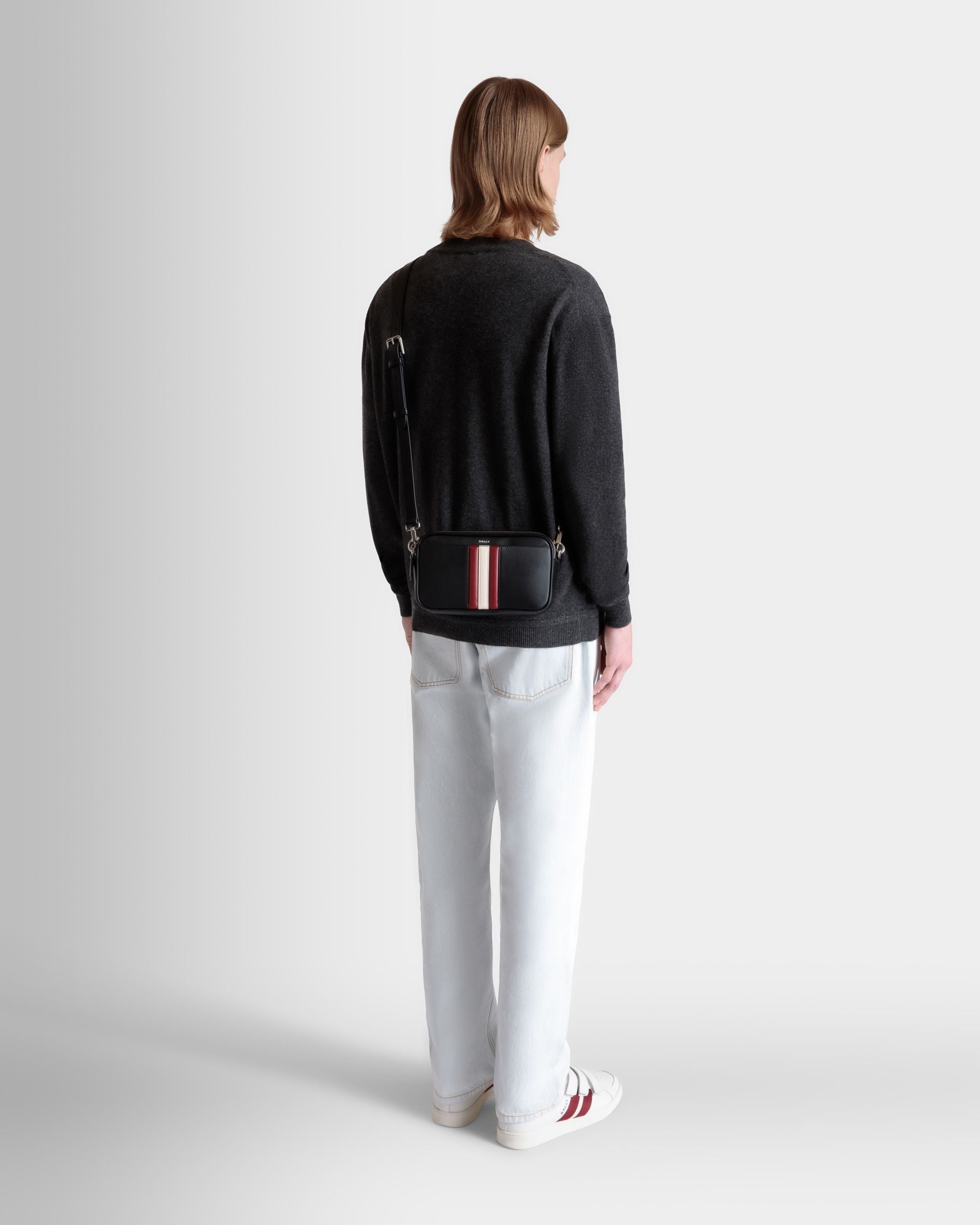 Sac À Bandoulière Mythos En Cuir Recyclé Noir - Homme - Bally - 02