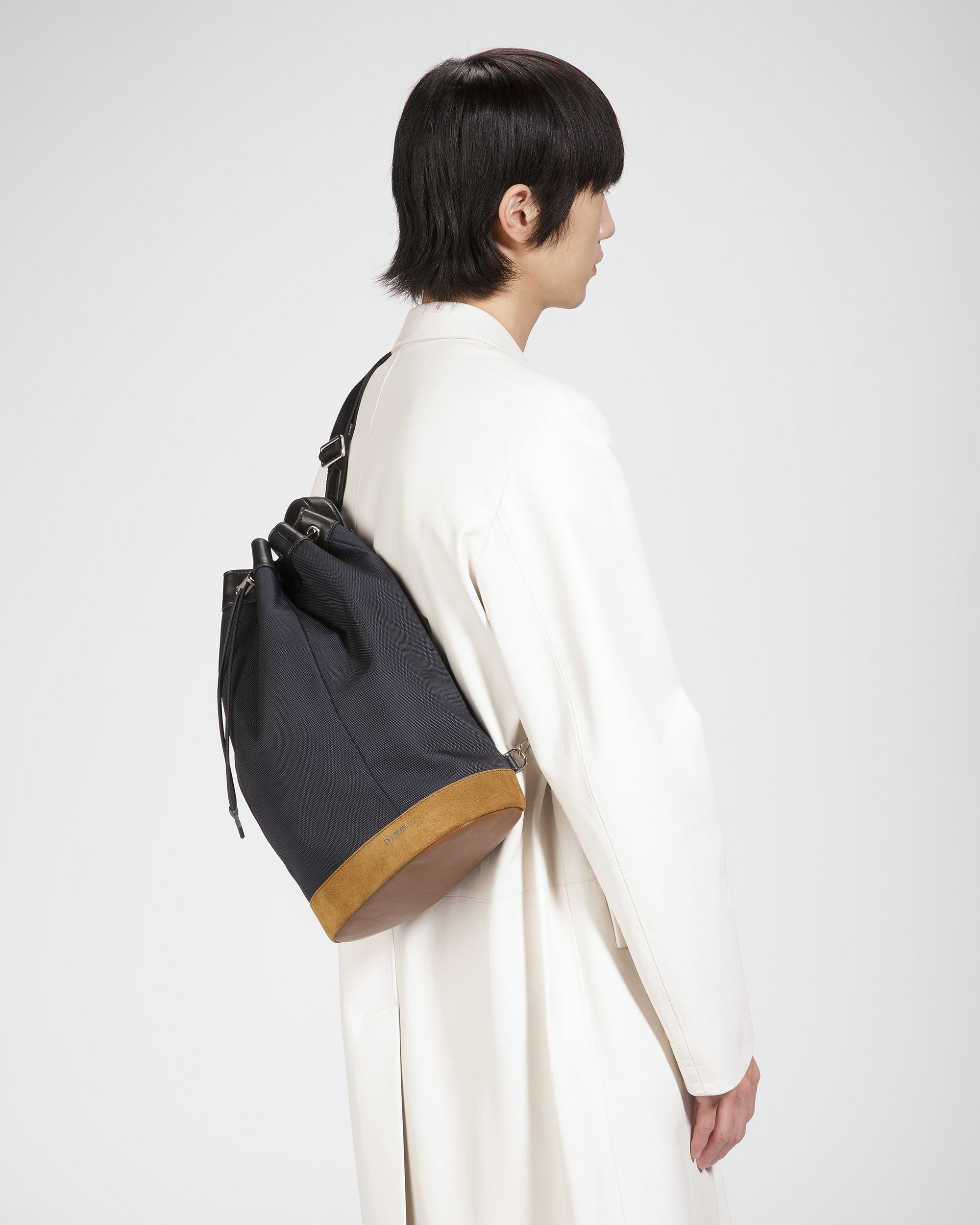 Cazes Sacoche Sling En Cuir Et Nylon Bleu Nuit - Homme - Bally - 07