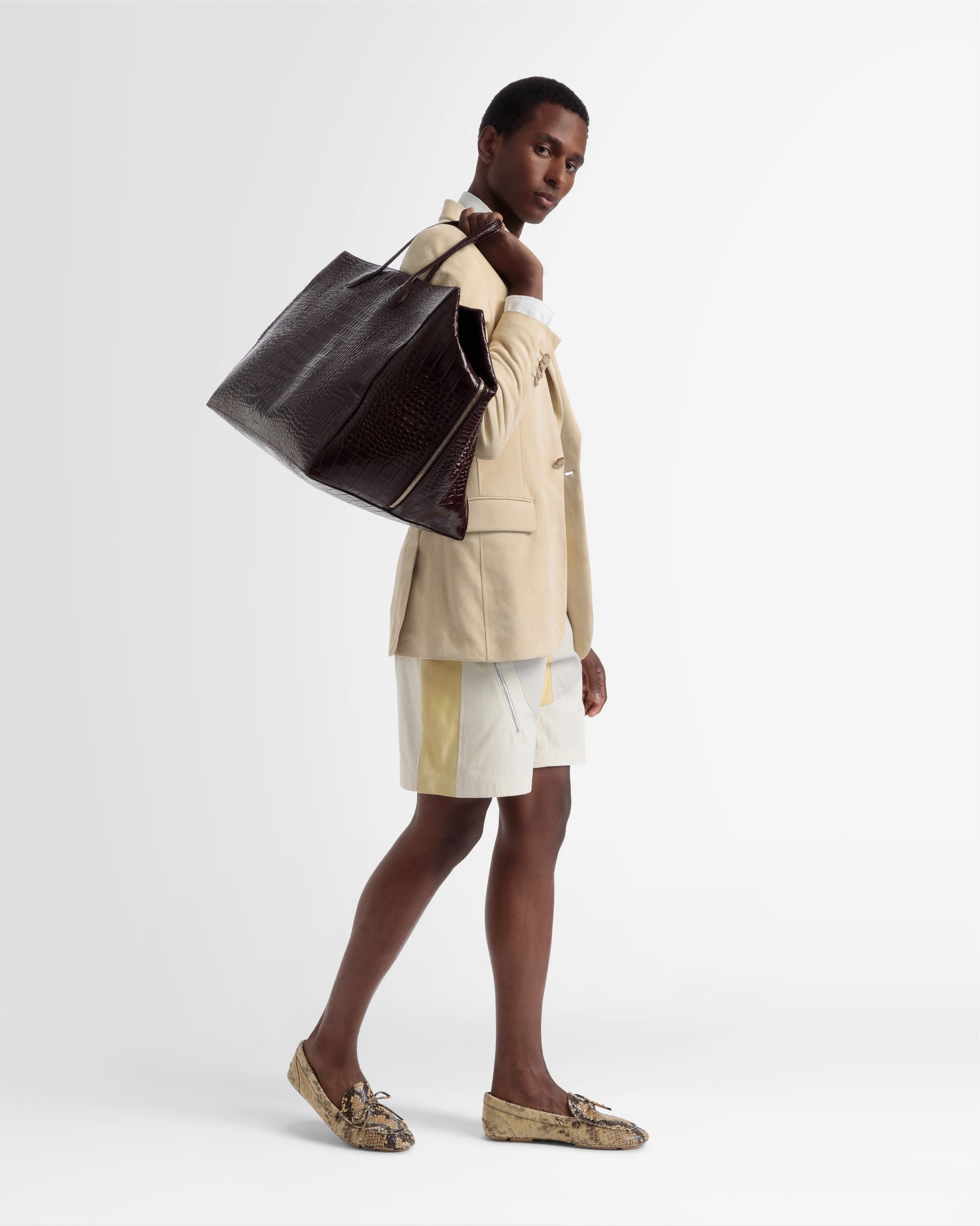 Grand Sac De Week-end Cal Avec Gaufrage Crocodile - Homme - Bally - 02