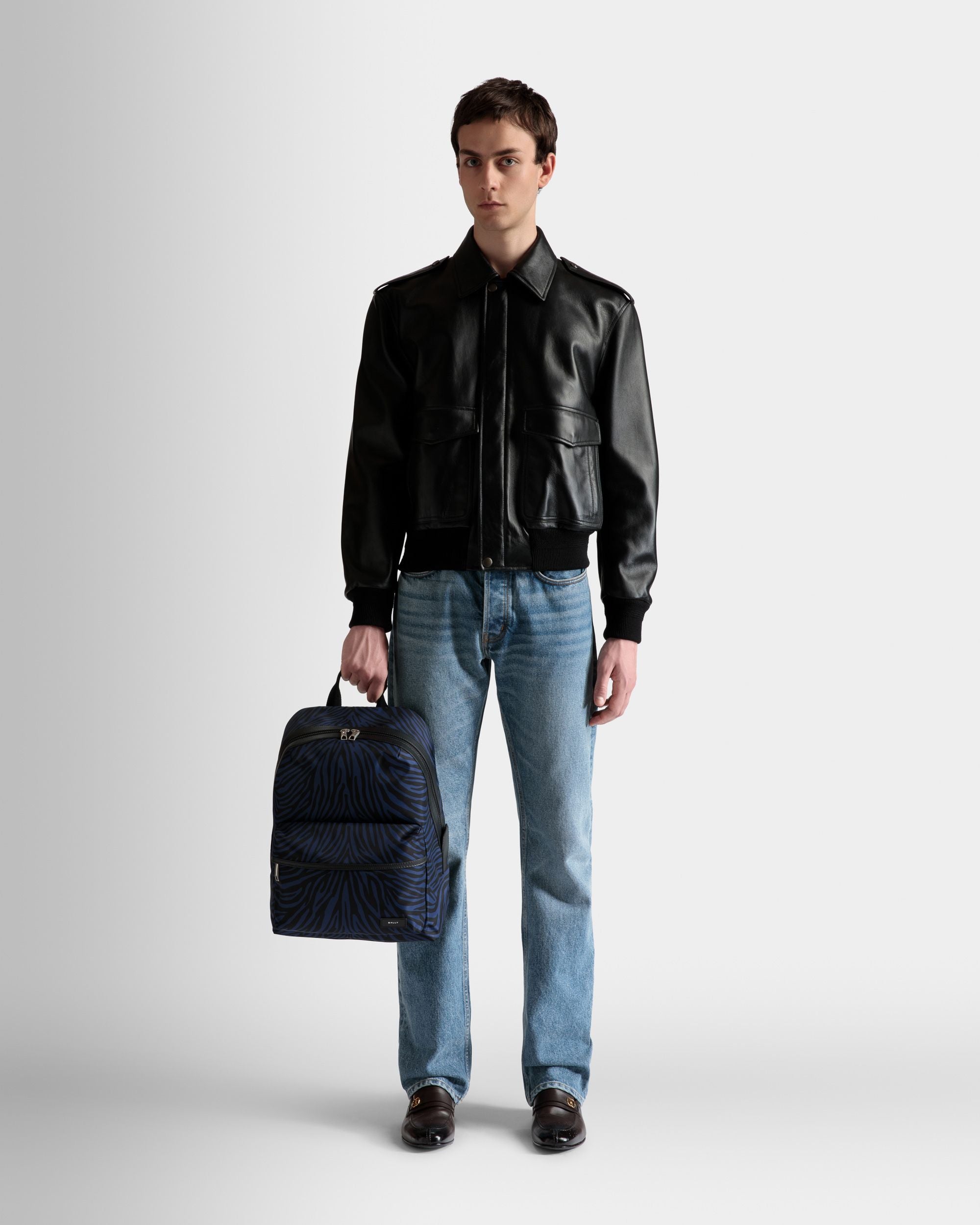Sac À Dos Zebra Crossing En Tissu Et Nylon Bleu Marine Et Noir - Homme - Bally - 02
