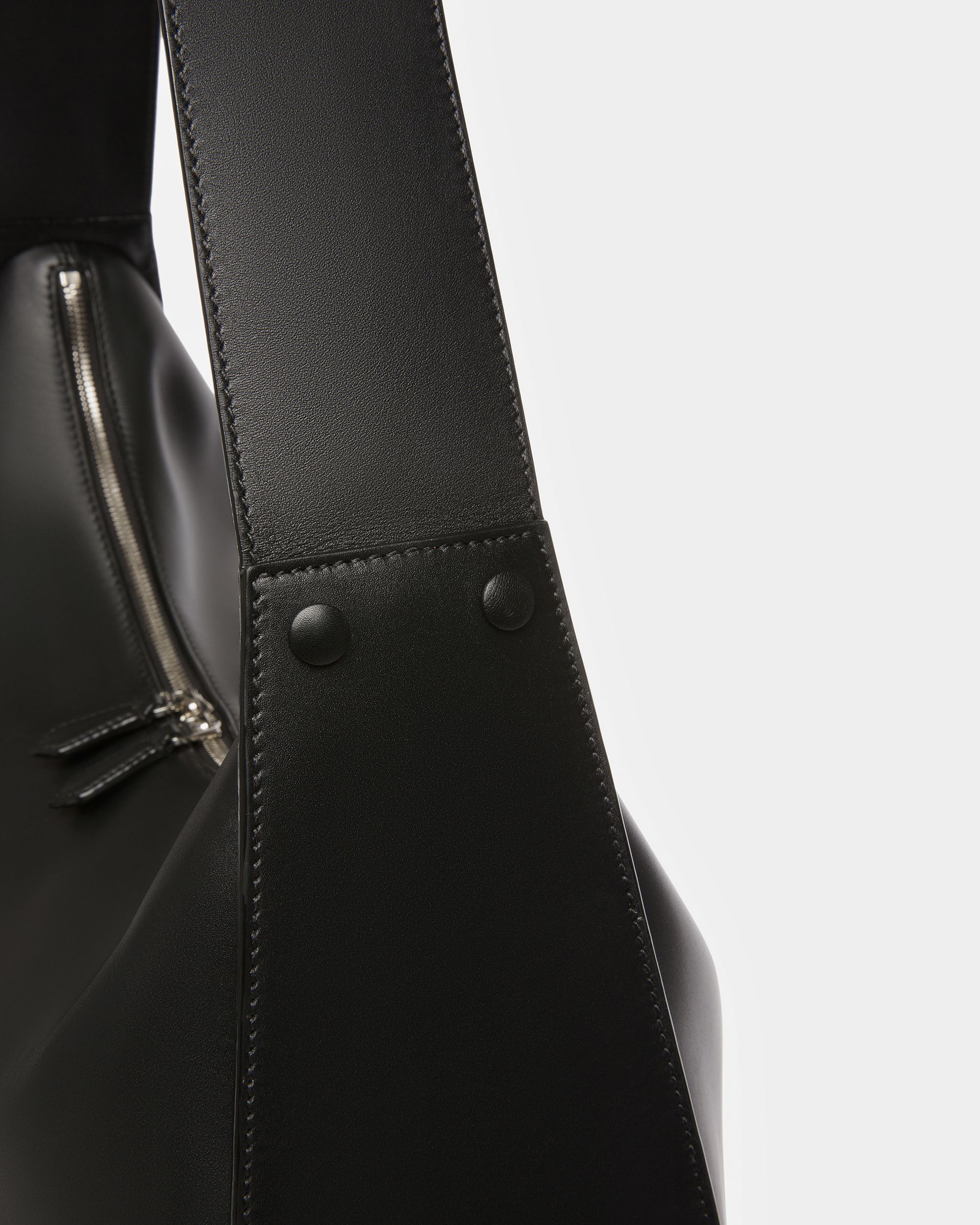 Appel Sac Hobo En Cuir Noir - Homme - Bally - 05