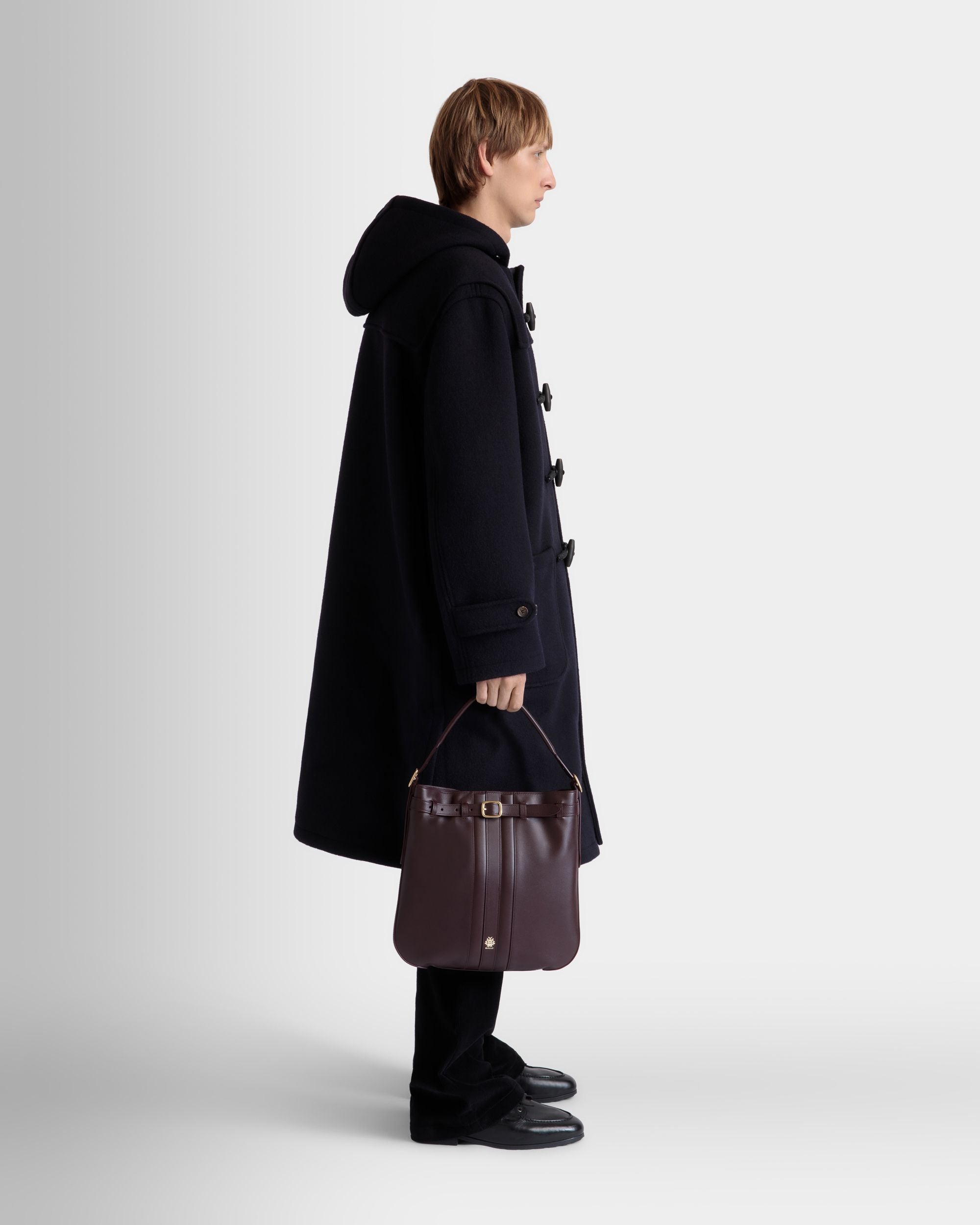 Beckett Crossbody Bag In Deep Burgundy Leather - Homme - Bally - 02
