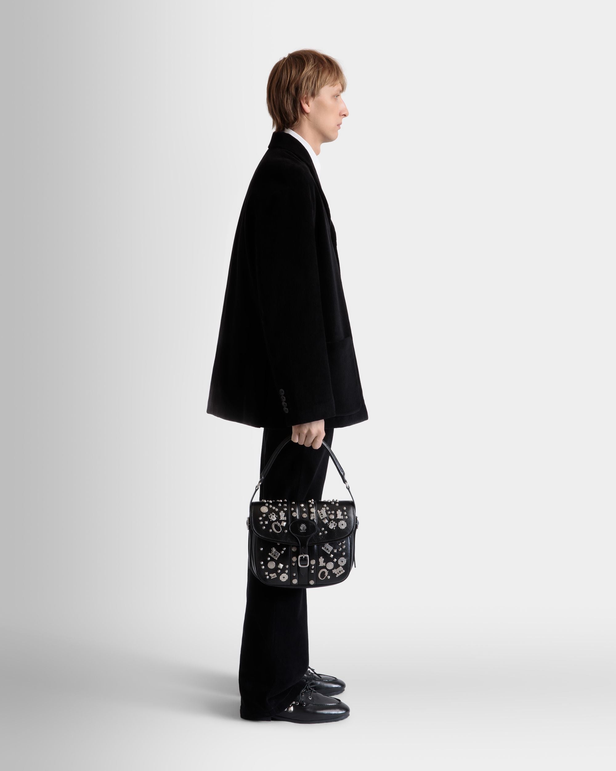 Sac À Bandoulière Beckett En Cuir Noir Avec Clous - Homme - Bally - 02