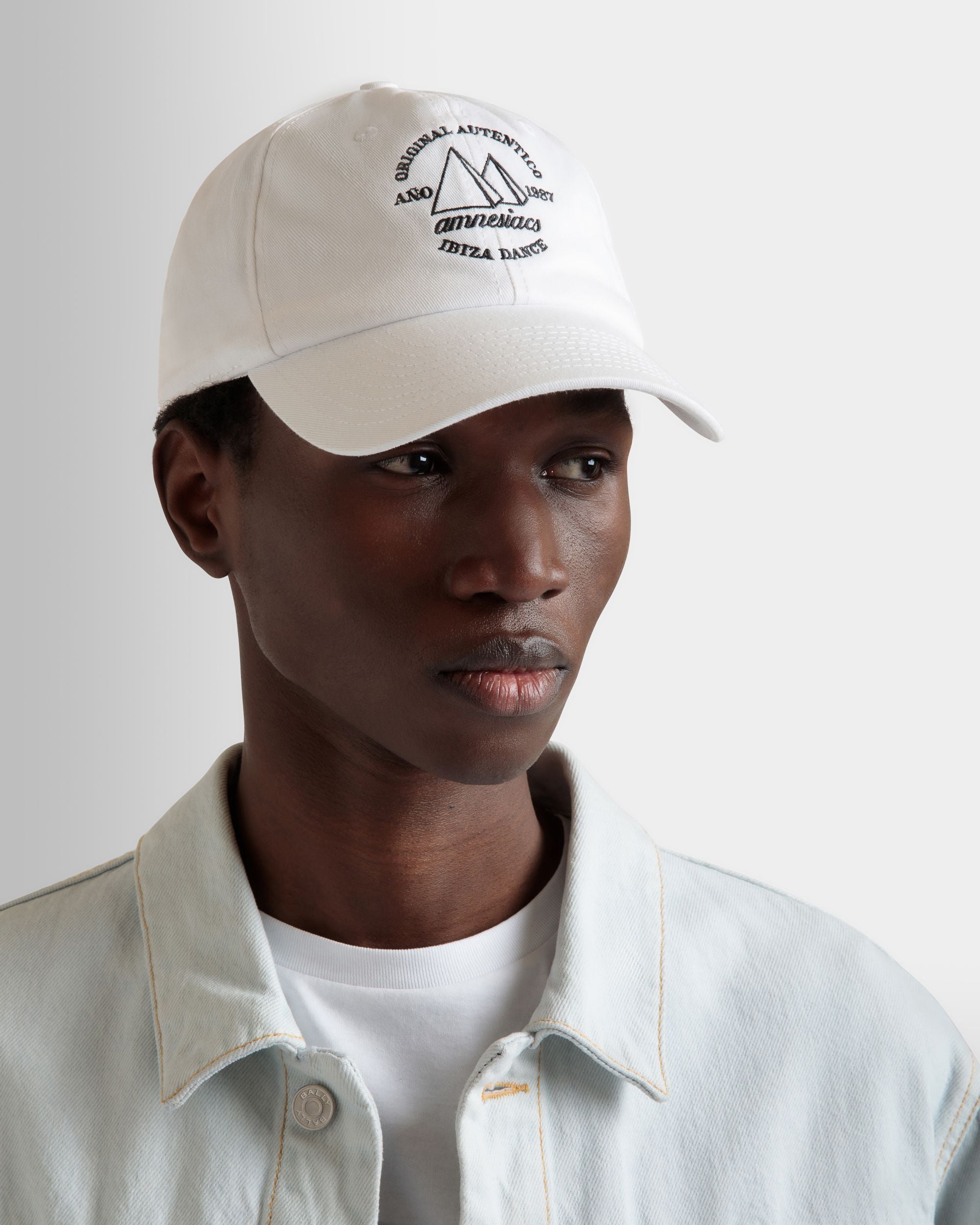 Casquette De Baseball DJ Leo Mas X Bally En Coton Blanc Avec Broderie Amnesia - Homme - Bally - 05