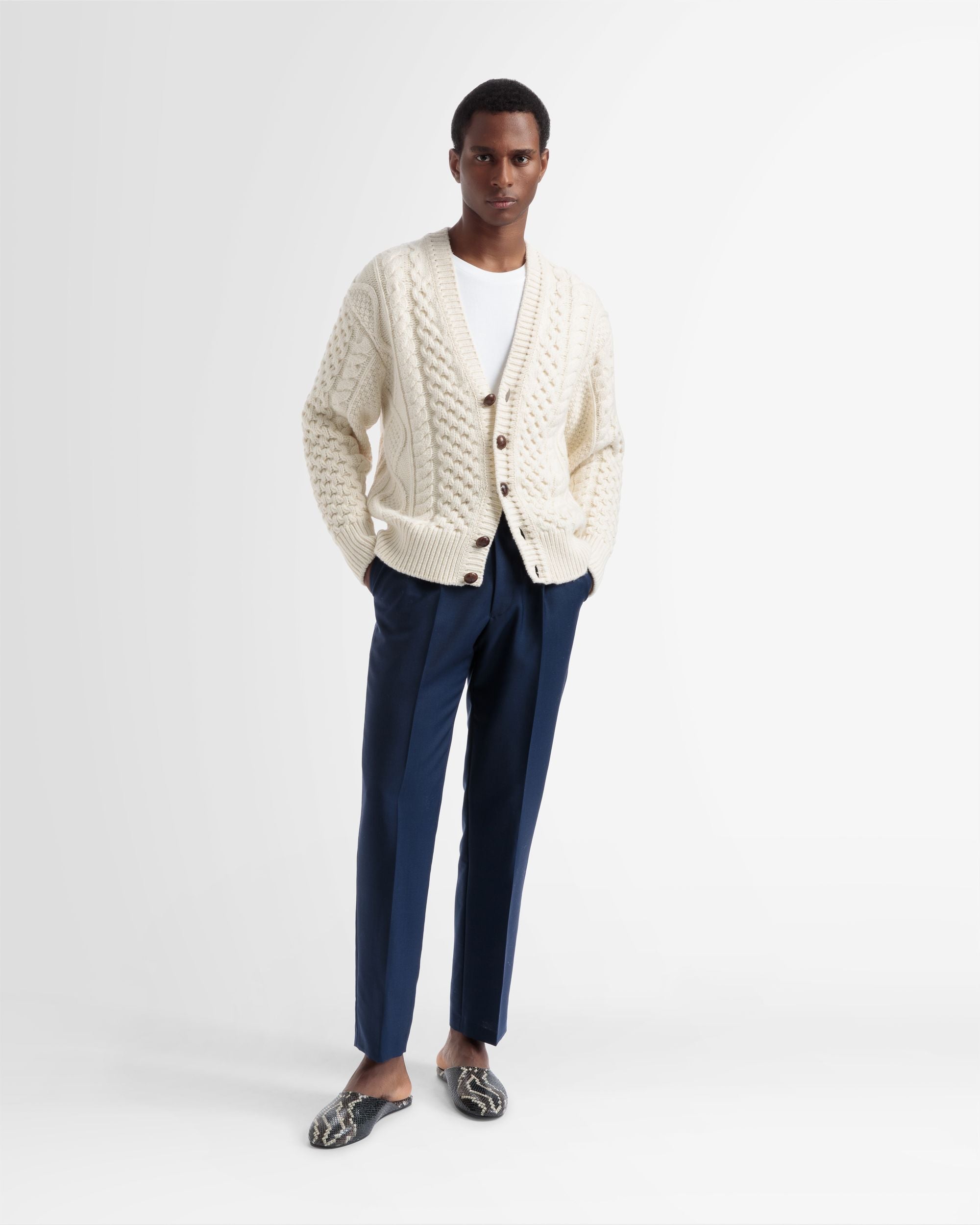 Pièce En Maille Avec Col En V - Homme - Bally - 02