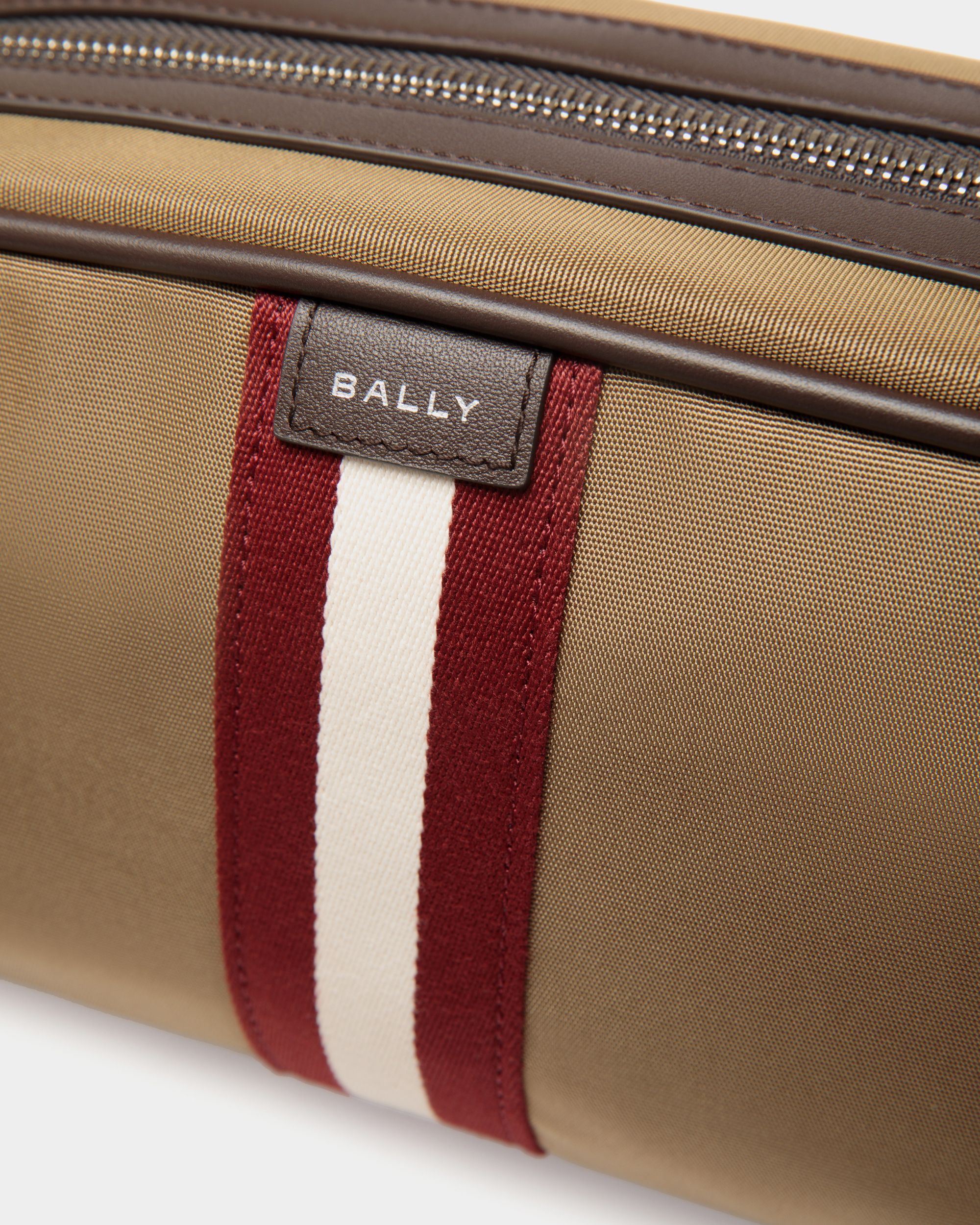 Trousse De Toilette Code En Nylon Camel - Homme - Bally - 04