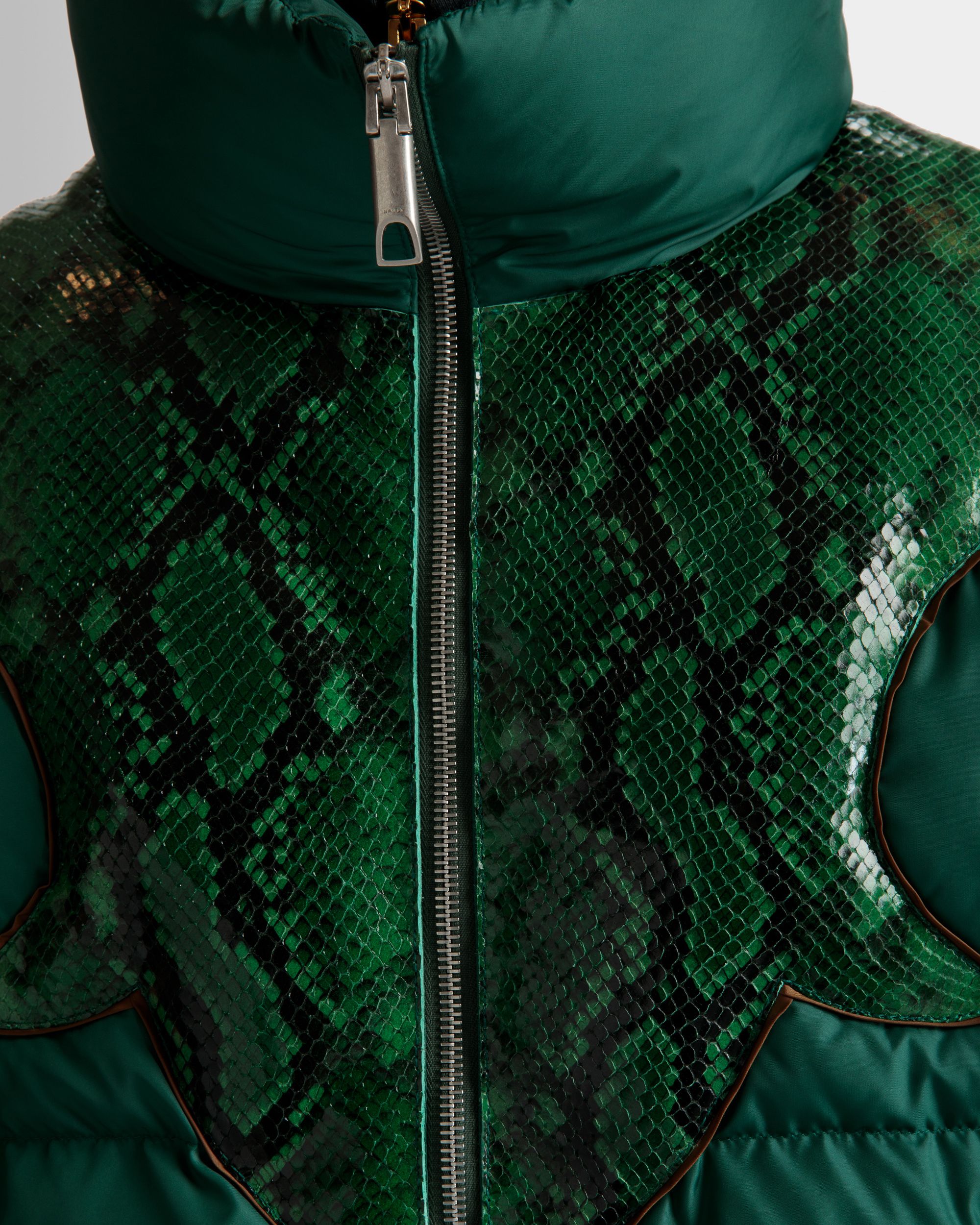 Doudoune Sans Manches Avec Col Montant En Nylon Kelly Green - Homme - Bally - 04