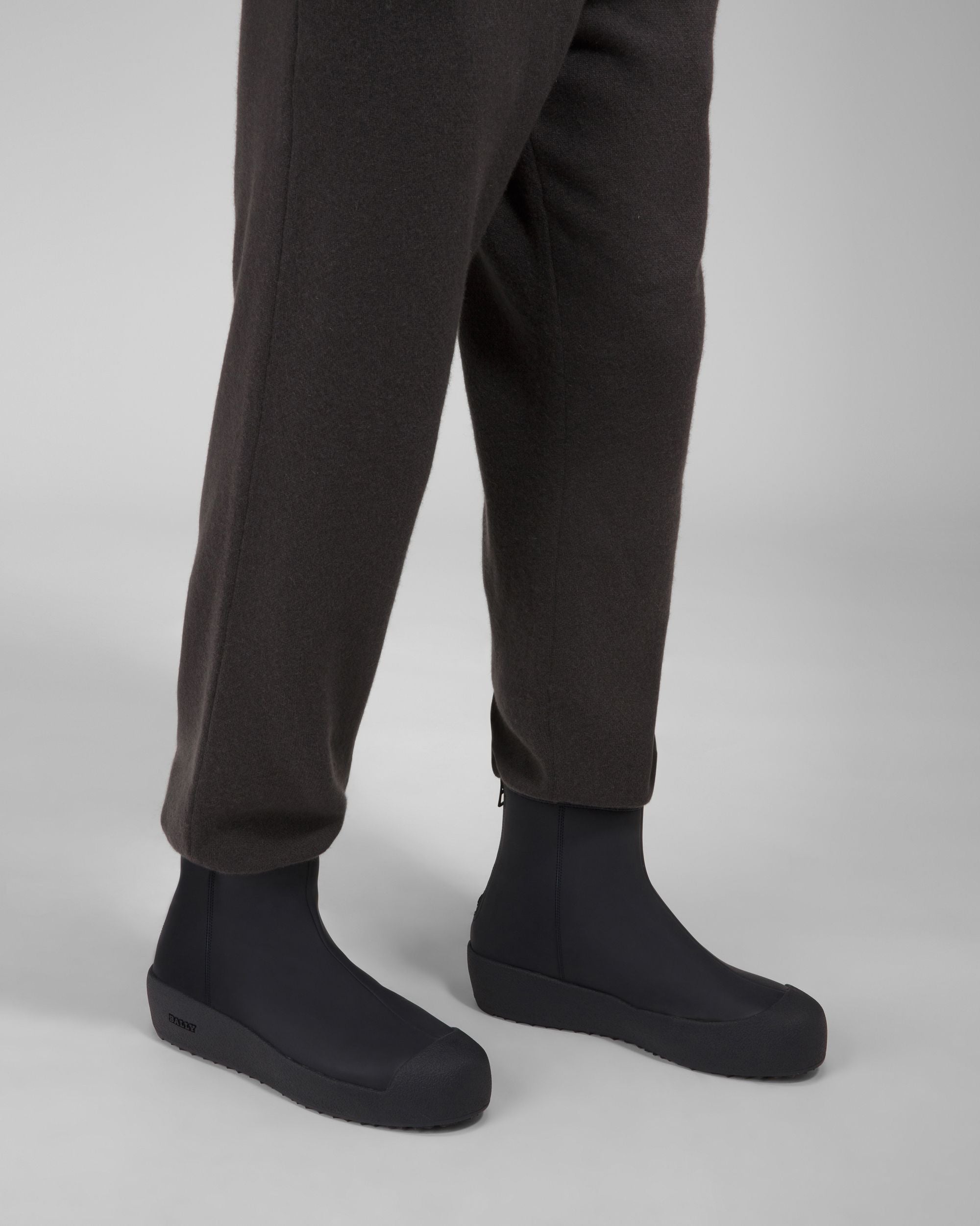 Bernina Bottes De Neige En Cuir Bleu Marine - Homme - Bally - 03