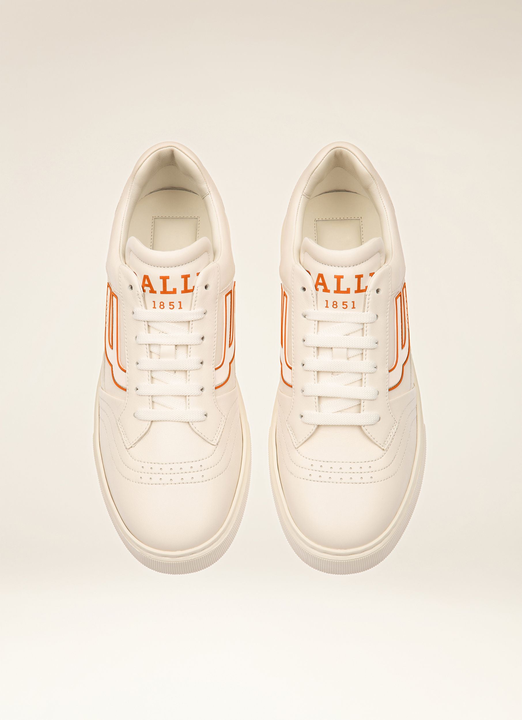Triumph Sneakers En Cuir Blanc Et Orange - Homme - Bally - 04