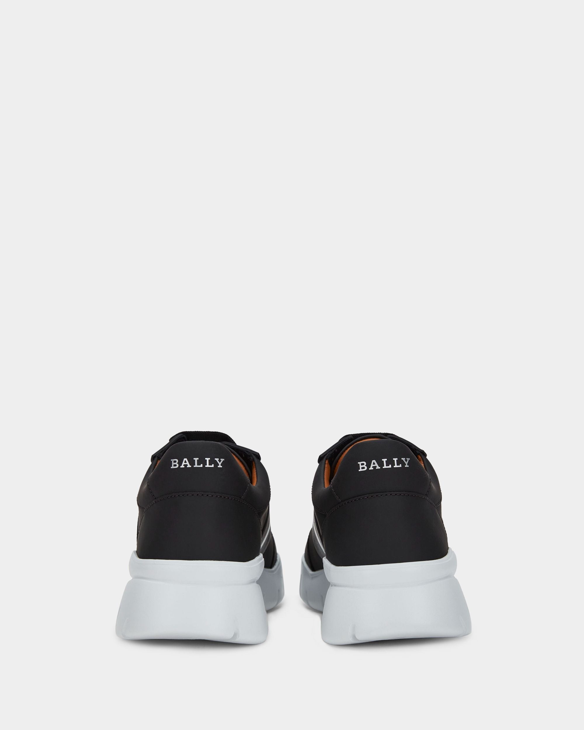 Sneaker En Cuir Noir - Homme - Bally - 02
