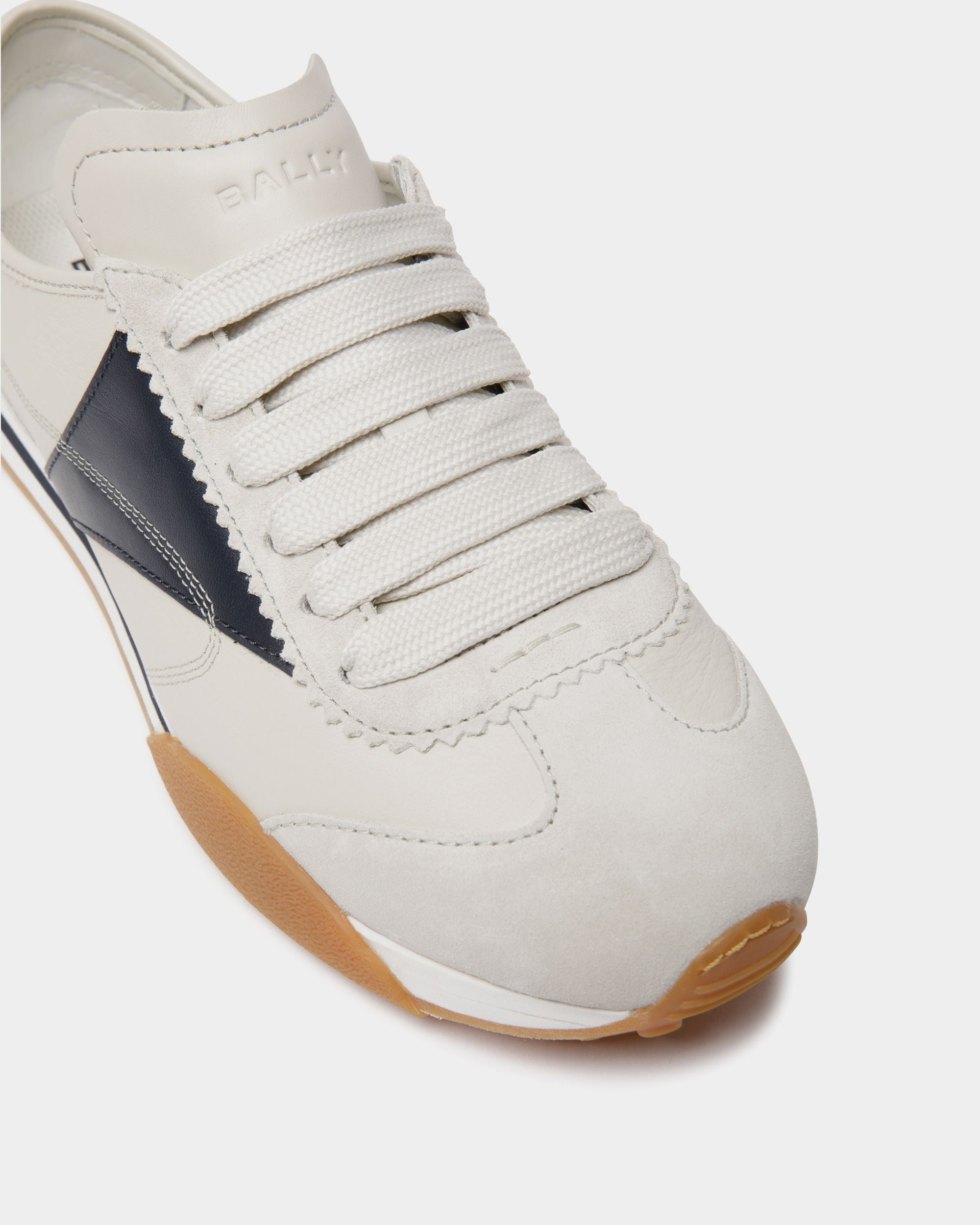 Basket Sussex En Cuir Blanc Et Navy Blue - Homme - Bally - 04