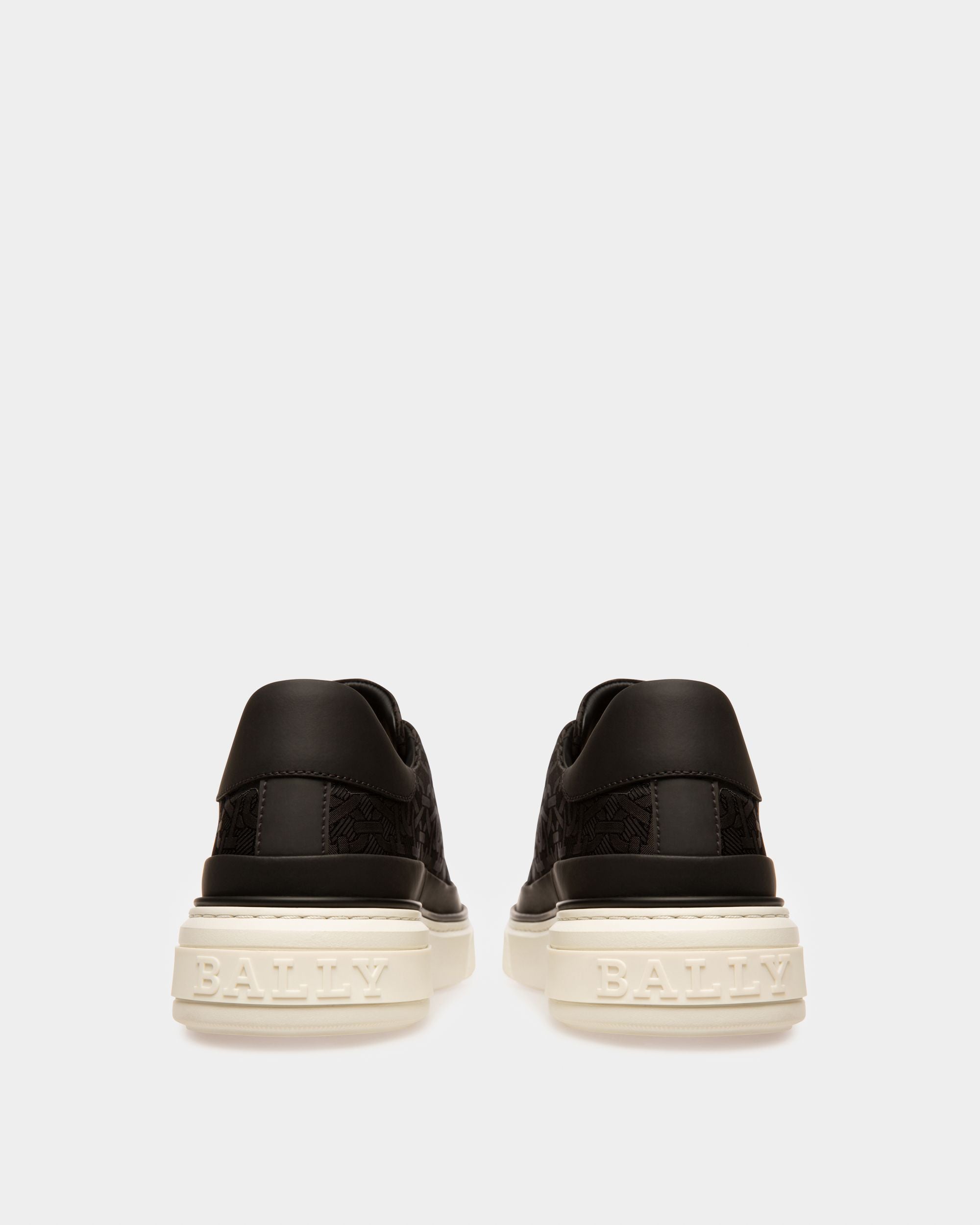 Maily Sneakers En Tissu Noir - Homme - Bally - 04