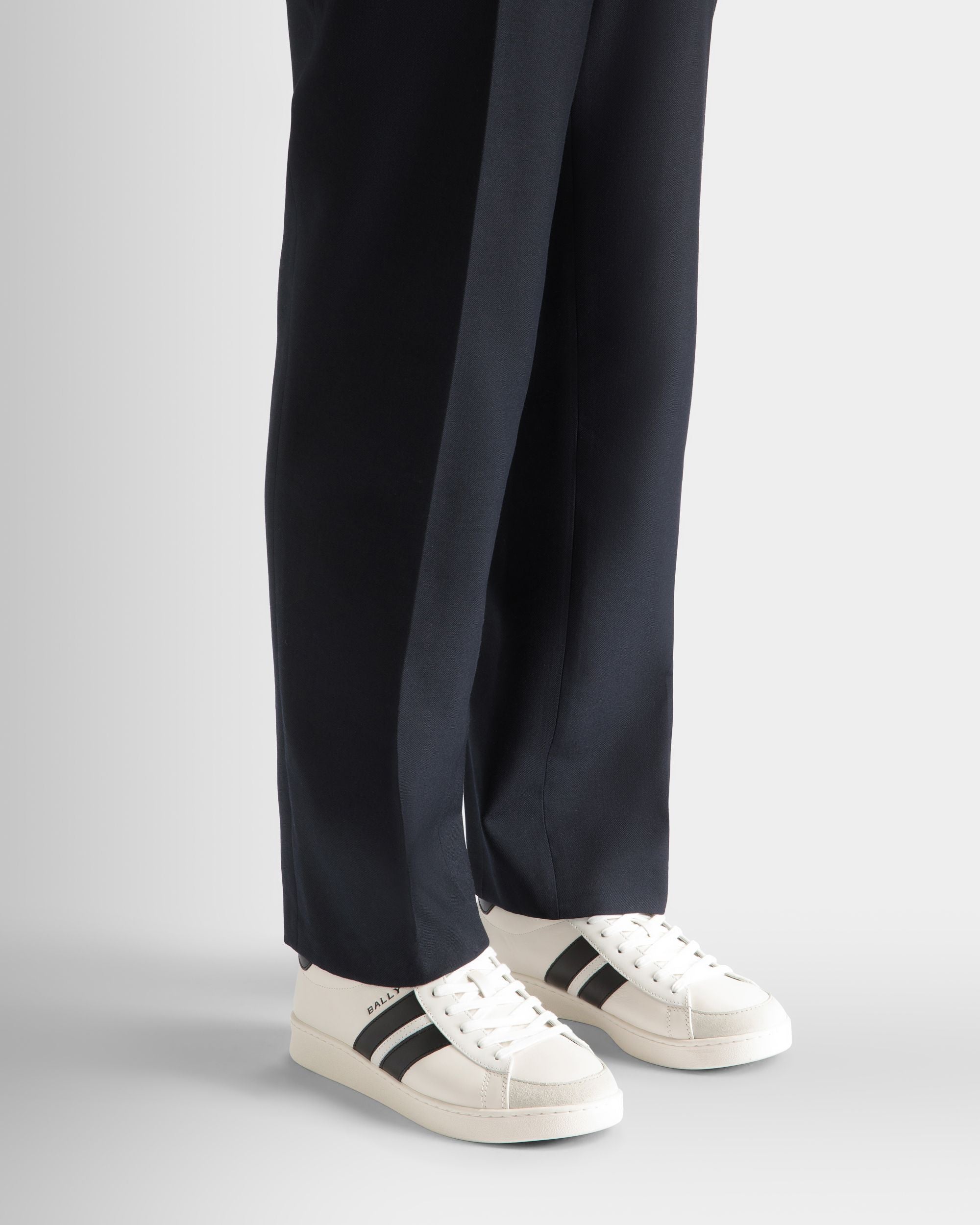 Sneaker Tennis En Cuir Blanc Et Noir - Homme - Bally - 02