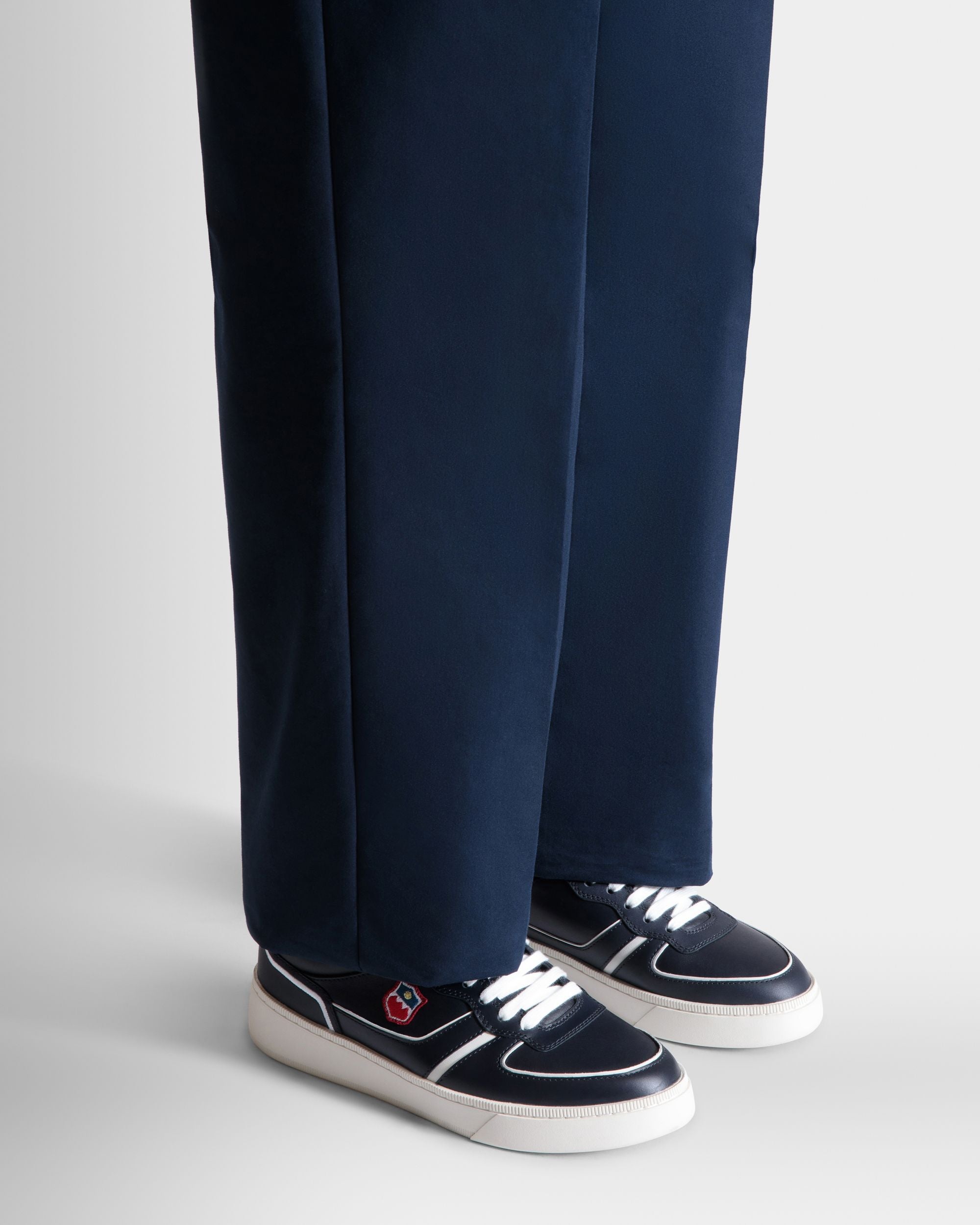 Sneaker Raise En Cuir Navy Blue Et Blanc - Homme - Bally - 02
