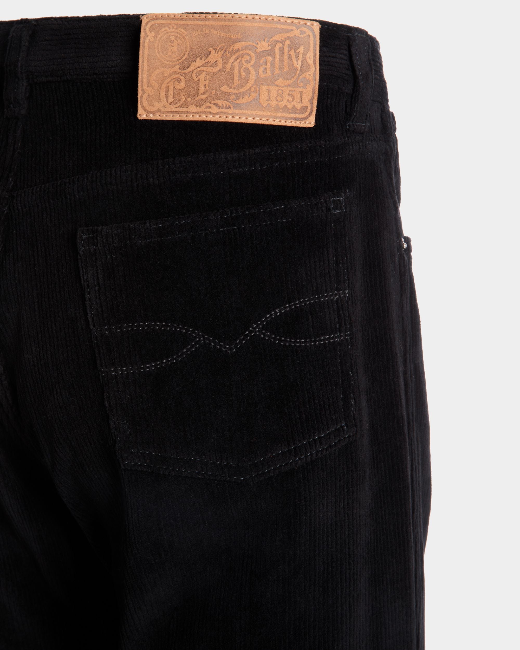 Pantalon En Velours Côtelé Noir - Homme - Bally - 02