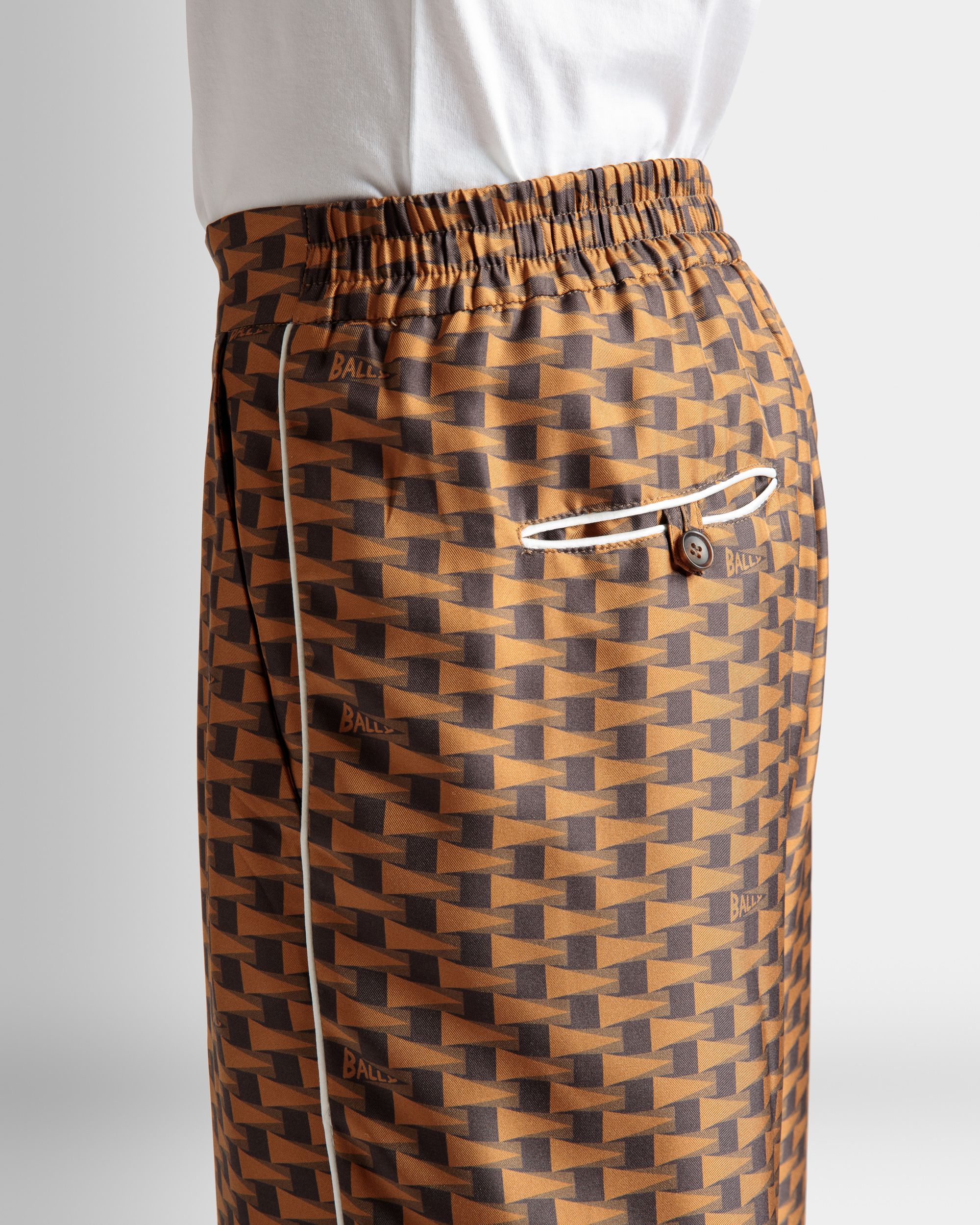 Pantalon imprimé Pennant En soie marron - Homme - Bally - 04