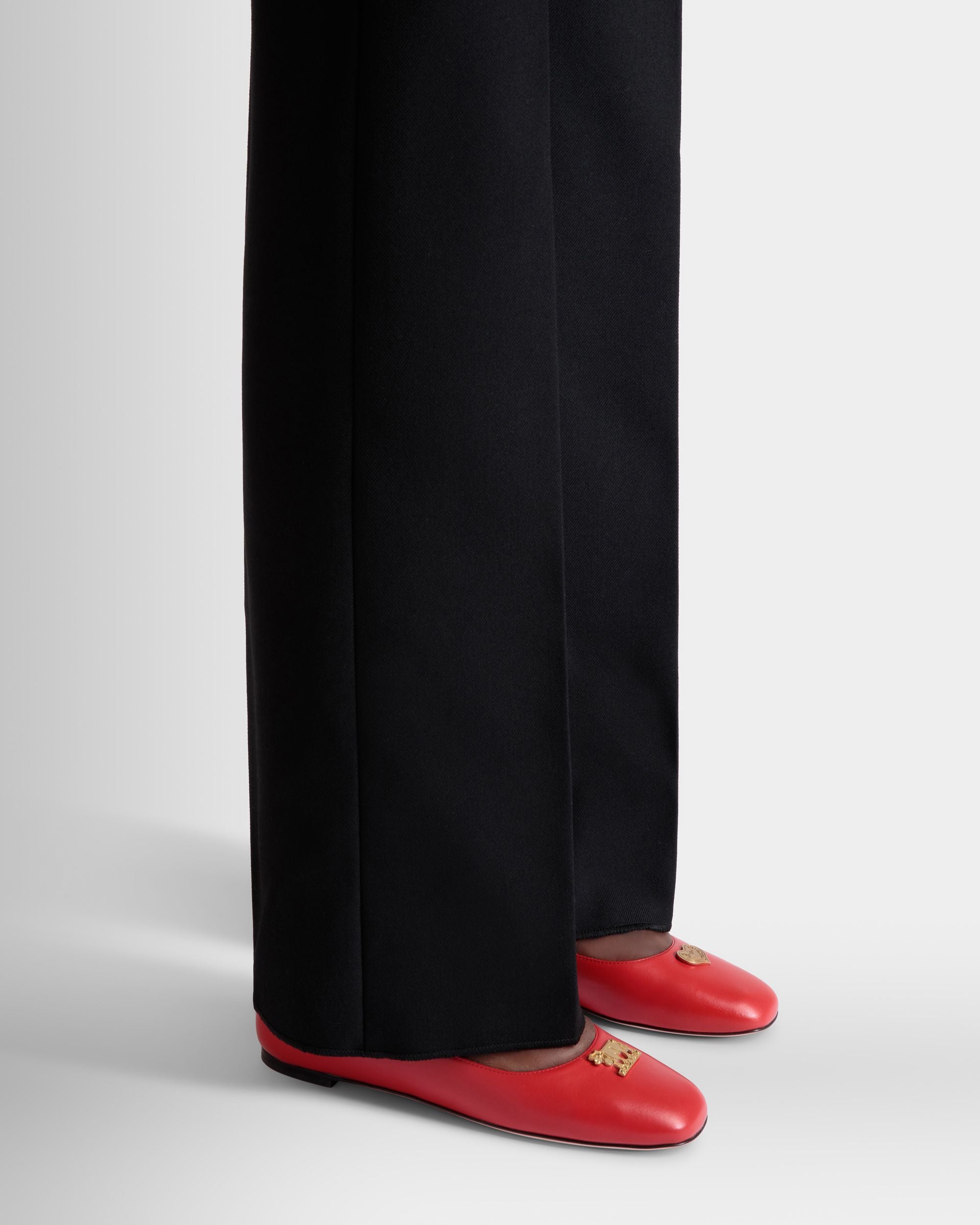Chaussure Plate Ballyrina En Cuir Rouge - Femme - Bally - 02
