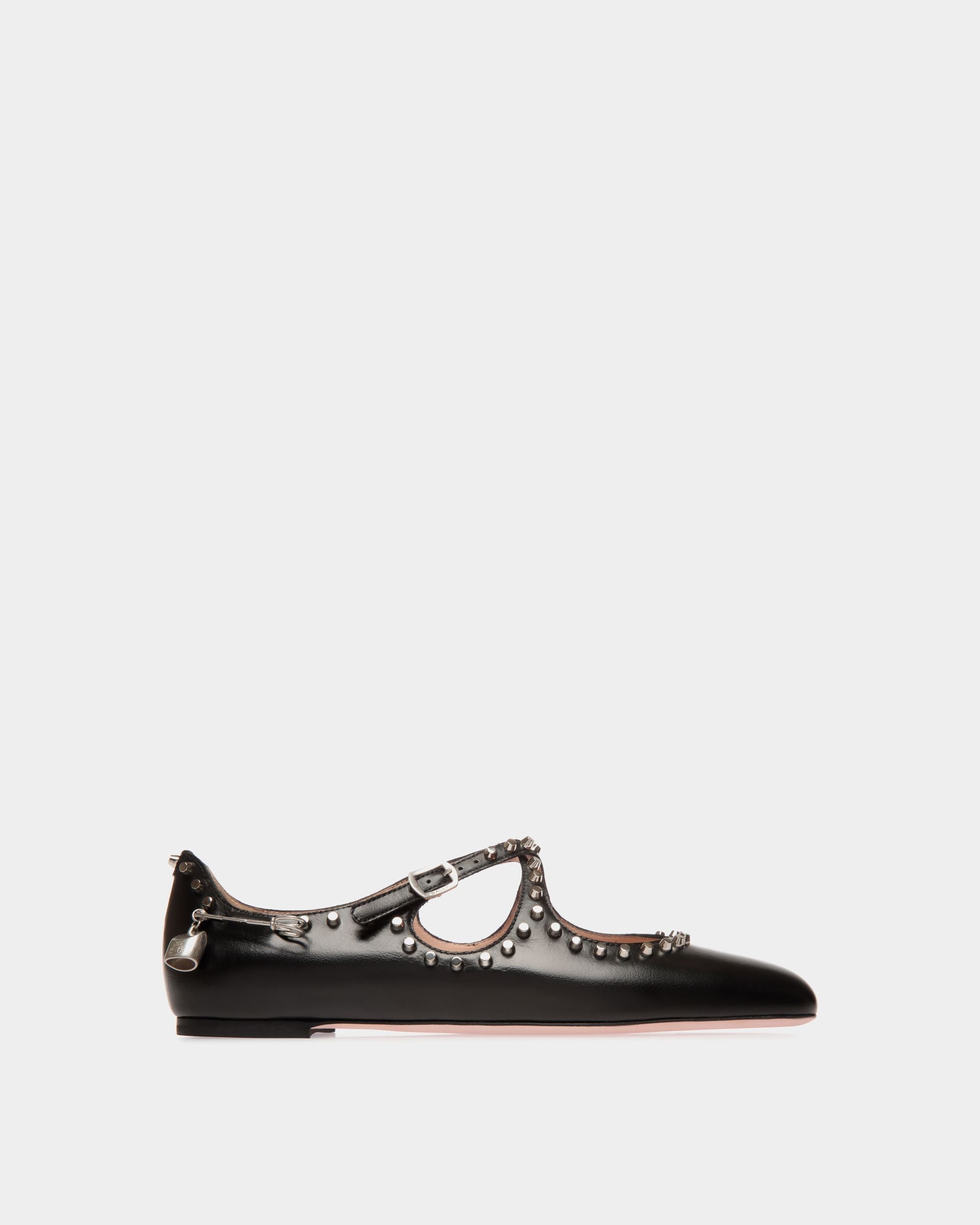 Chaussure À Talon Plat Ballyrina En Cuir Noir Avec Clous - Femme - Bally - 01