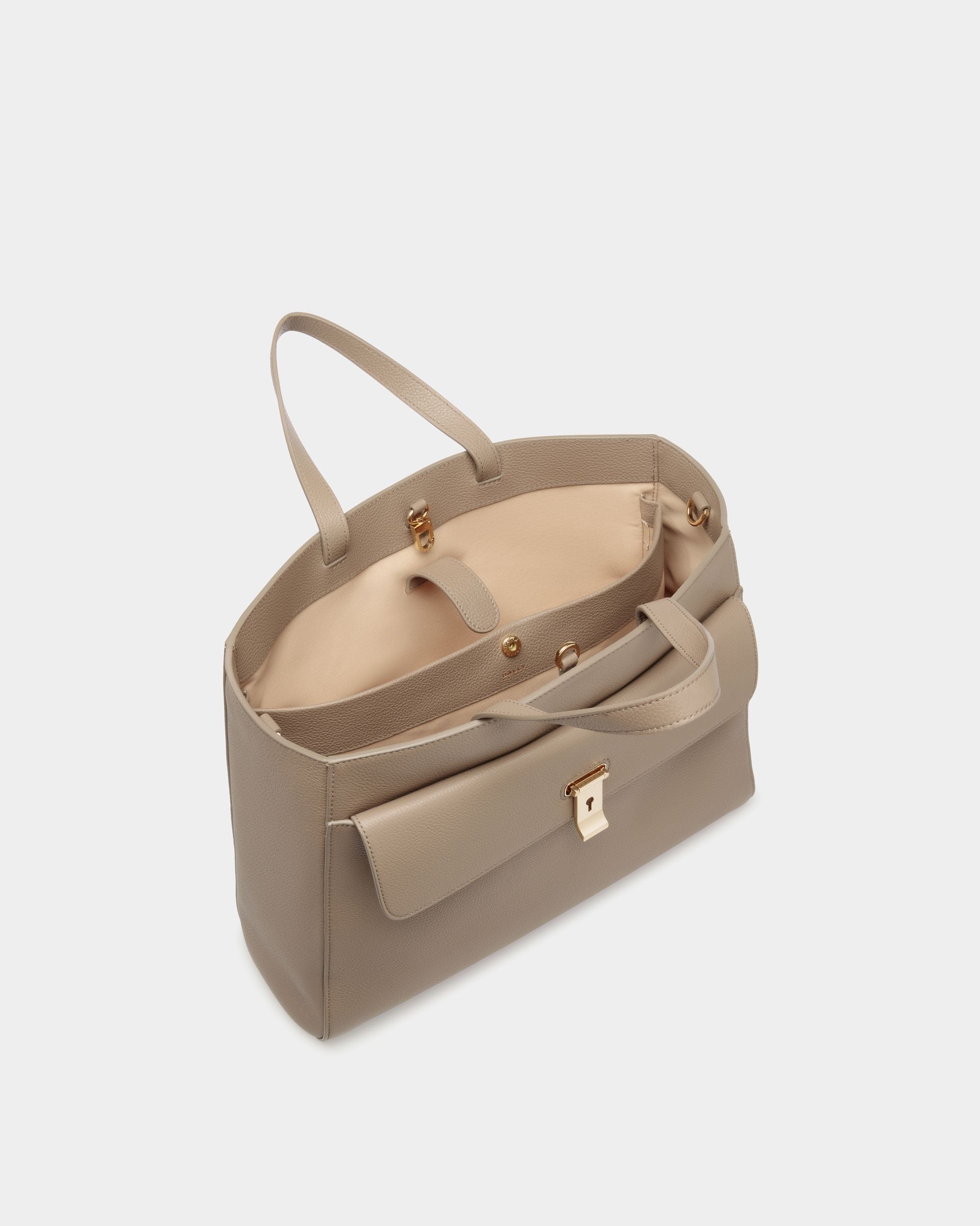 Sac Cabas Lock Me En Cuir Grainé Taupe - Femme - Bally - 04
