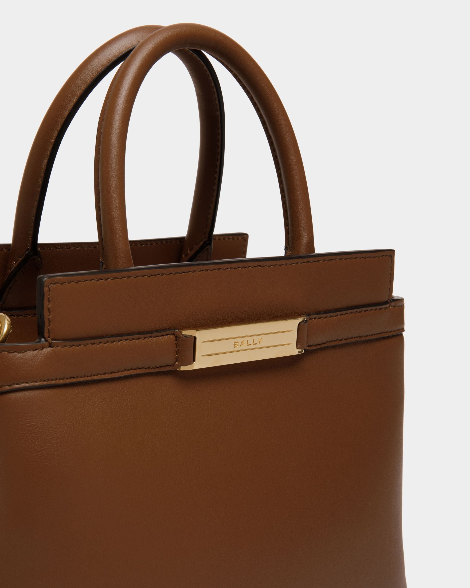 Petit Sac Tote Deco En Cuir Marron - Femme - Bally - 05