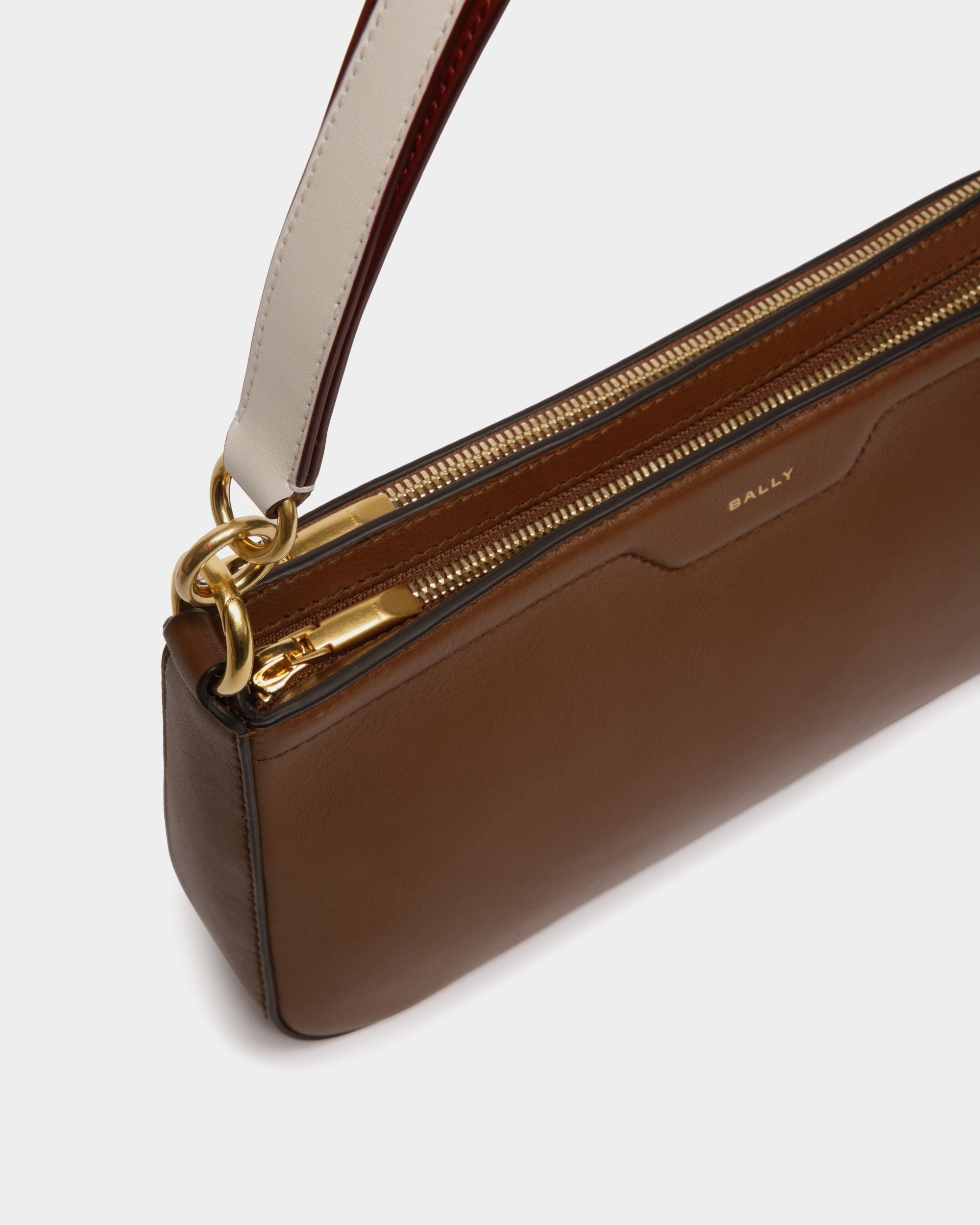 Petit Sac D'épaule Code En Cuir Marron - Women - Bally - 05