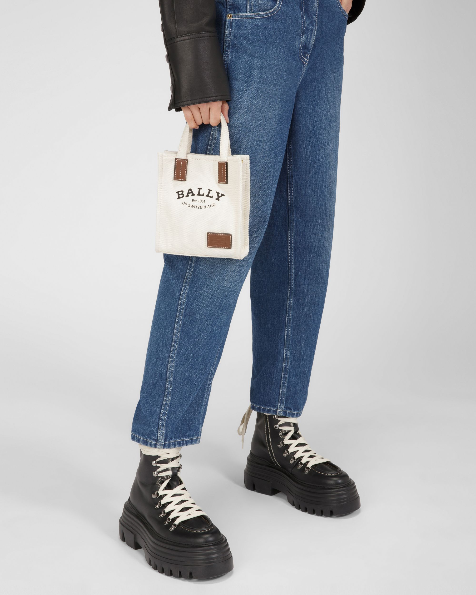 Crystalia XS Min Sac En Cuir De Couleur Naturelle - Femme - Bally - 06