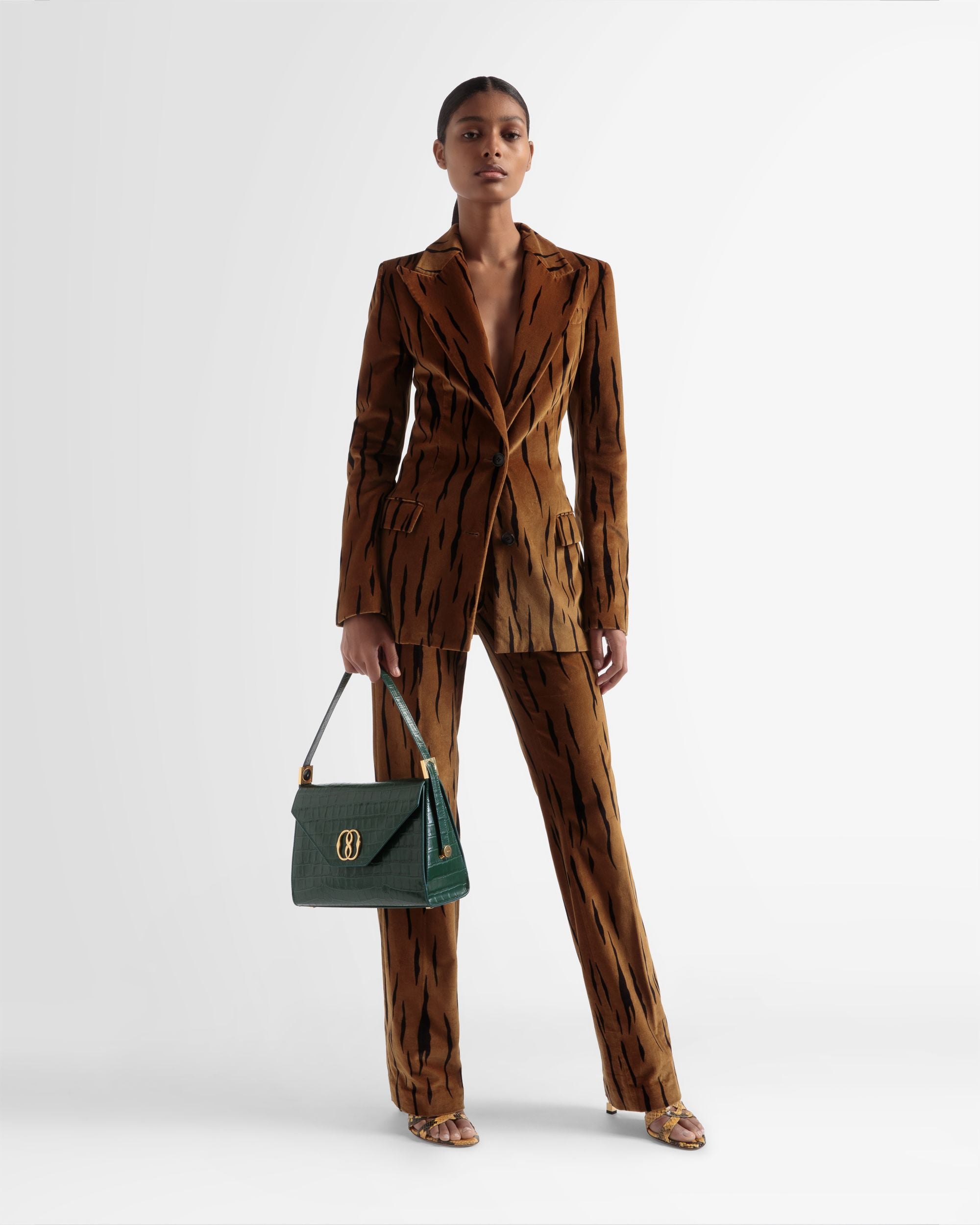 Sac D’épaule Emblem En Cuir Gaufré Crocodile - Femme - Bally - 02