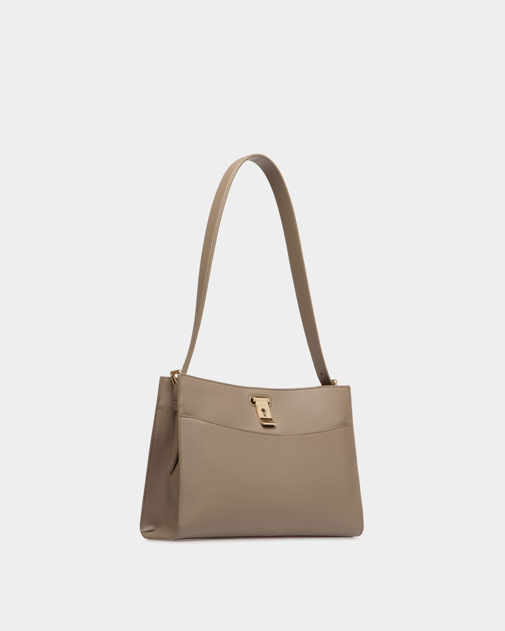Sac D’épaule Lock Me En Cuir Grainé Taupe - Femme - Bally - 03