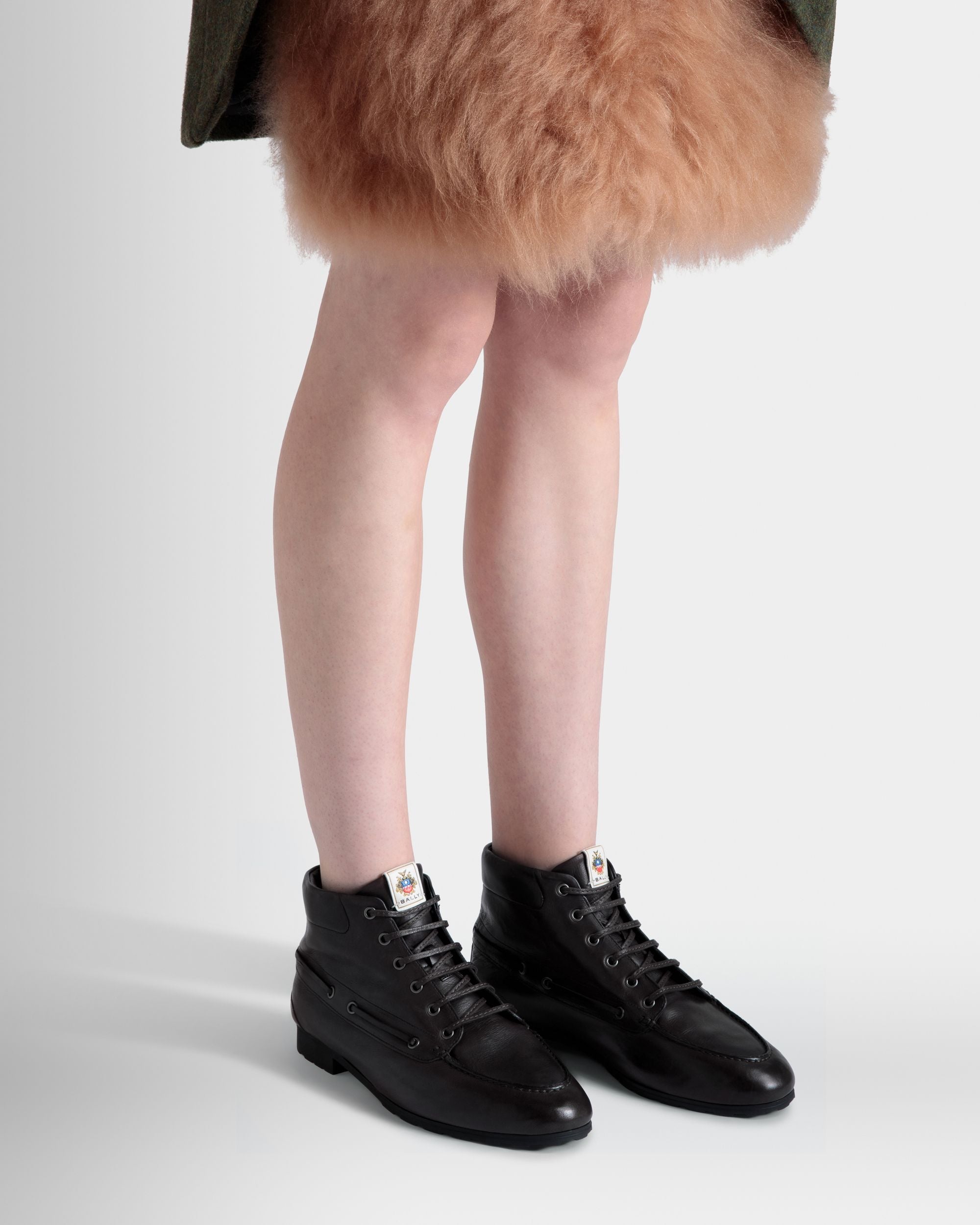 Bottine Plume En Cuir Noir - Femme - Bally - 02